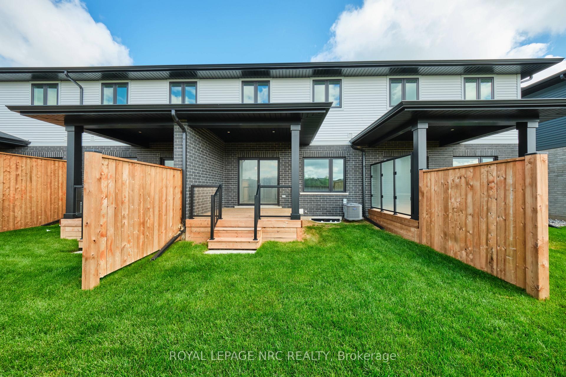 Photo 6 of 51 Harmony Way, Thorold, Rolling Meadows — HOMEH