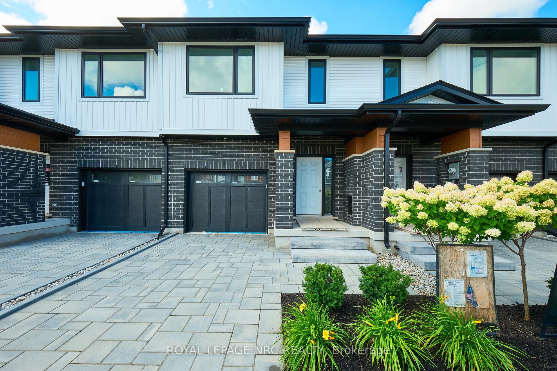 Photo 5 of 49 Harmony Way, Thorold, Rolling Meadows — HOMEH