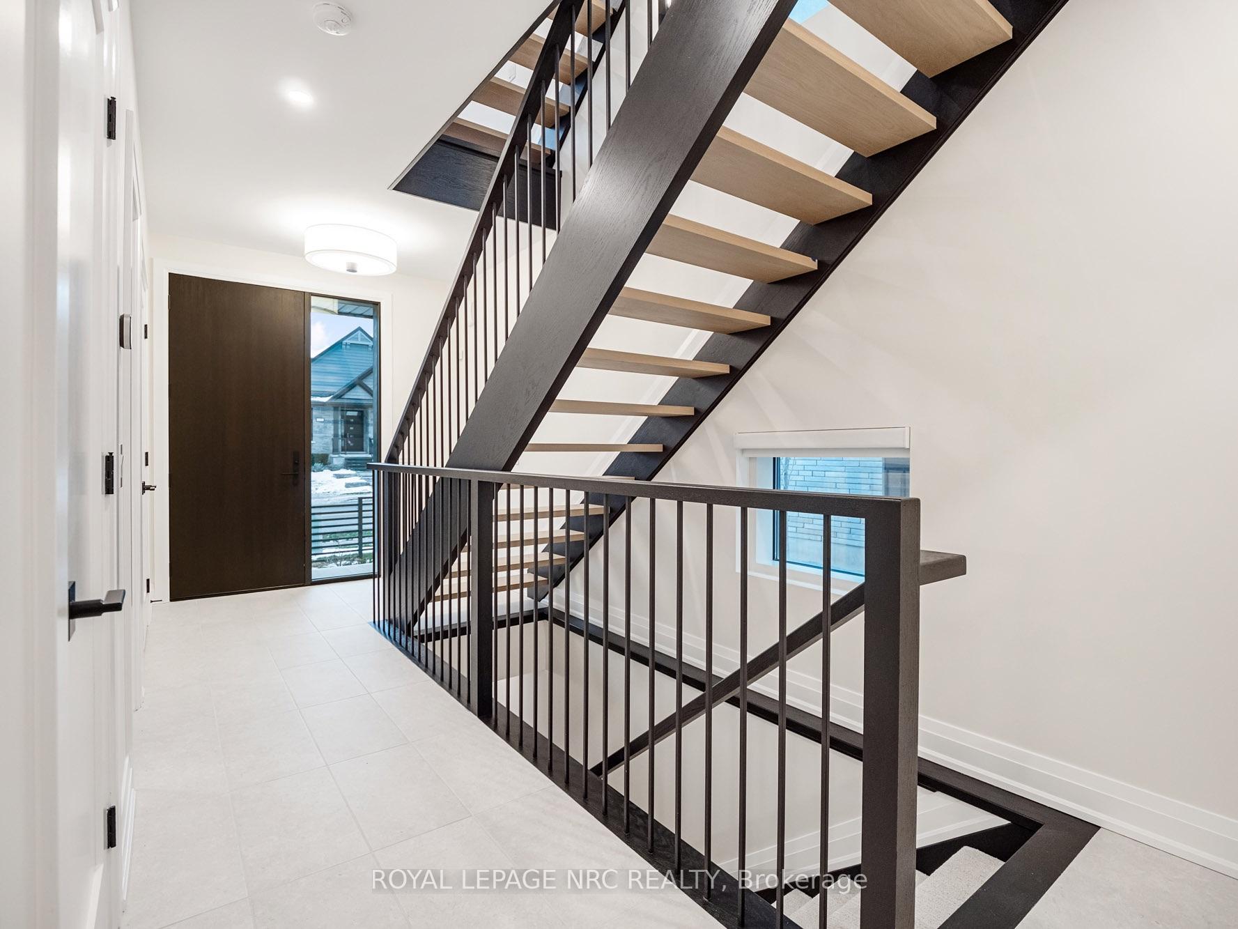 Photo 6 of Unit A, 153 Port Robinson Road, Pelham, Fonthill — HOMEH
