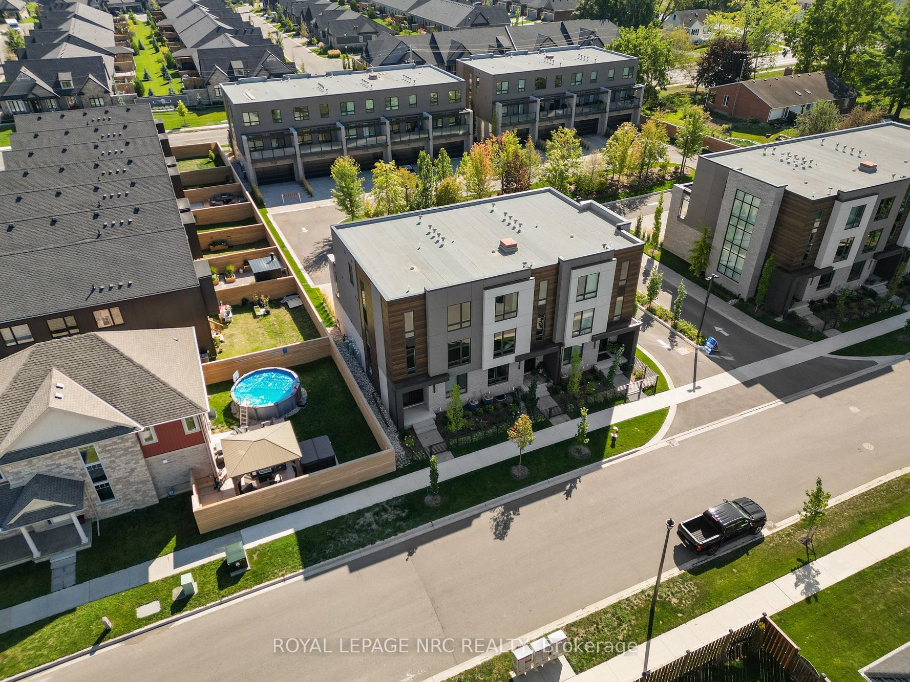 Photo 4 of 100 Moody Street, Pelham, Fonthill — HOMEH