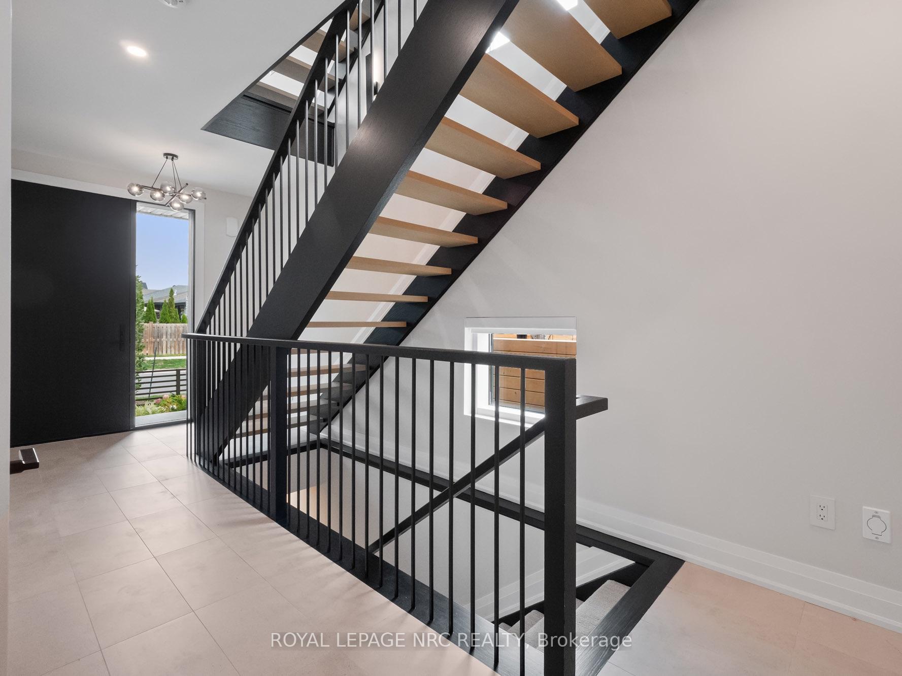 Photo 8 of 100 Moody Street, Pelham, Fonthill — HOMEH