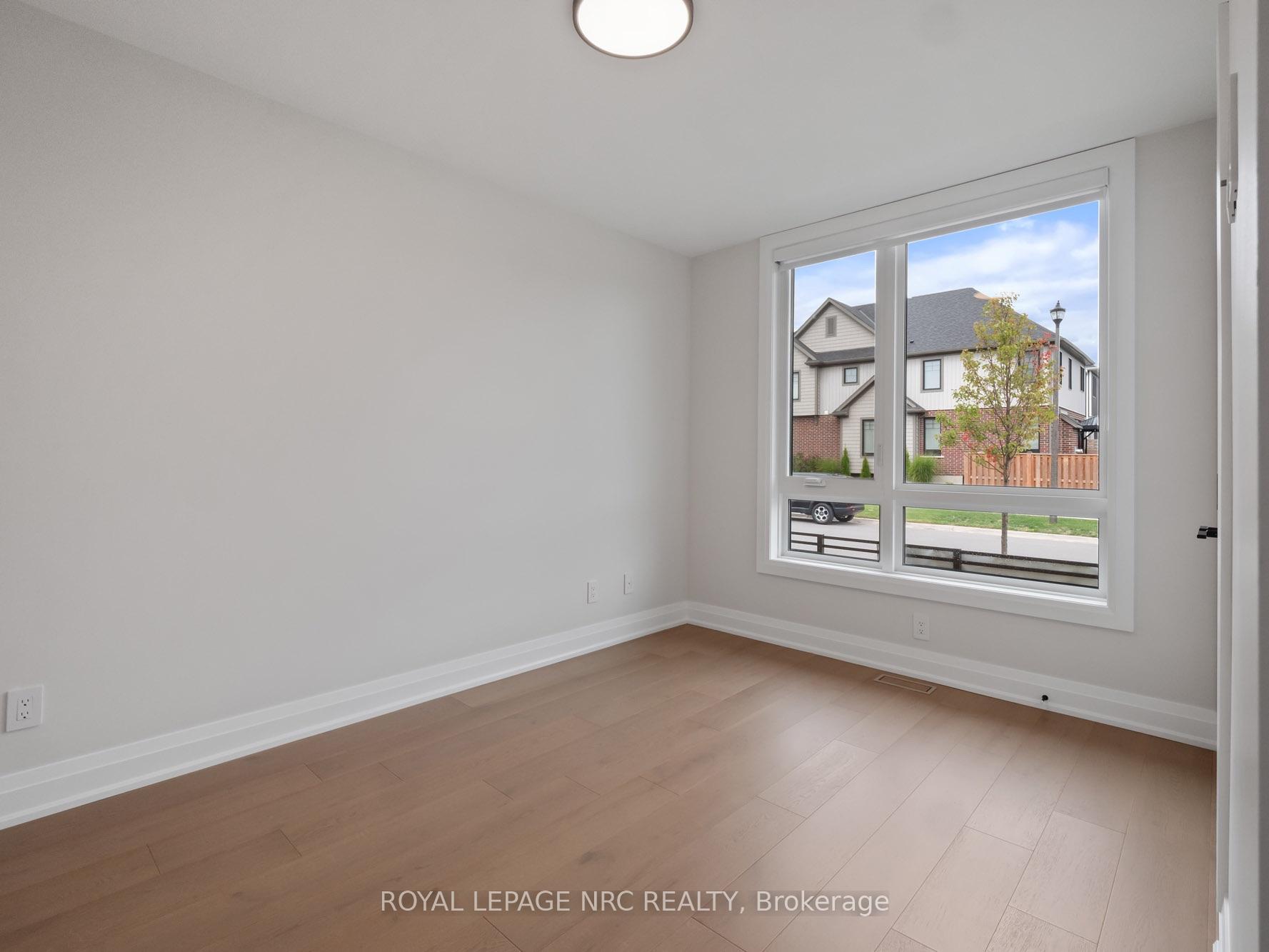Photo 9 of 100 Moody Street, Pelham, Fonthill — HOMEH