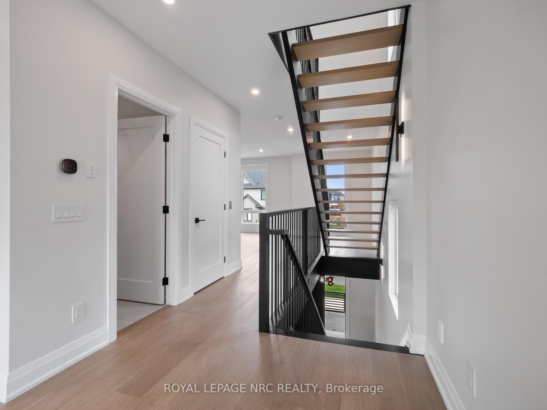 Photo 11 of 100 Moody Street, Pelham, Fonthill — HOMEH