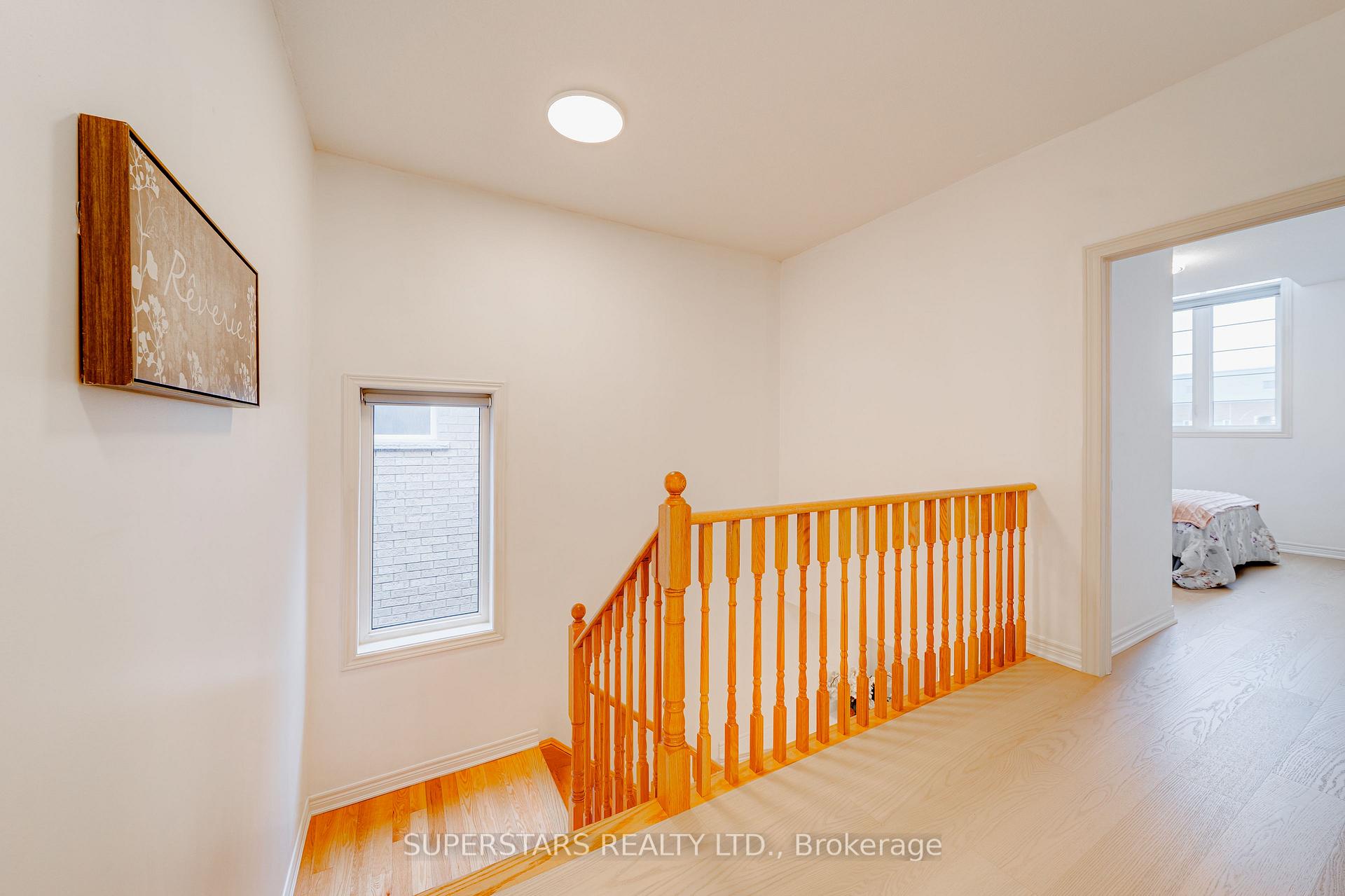 Photo 24 of 8 Kavanagh Avenue, East Gwillimbury, Sharon — HOMEH