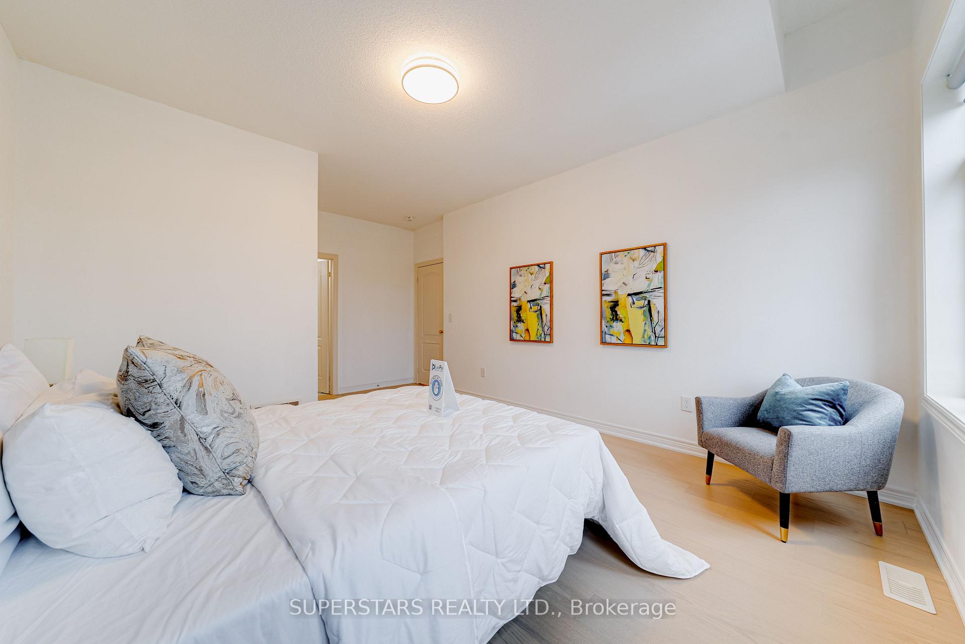 Photo 33 of 8 Kavanagh Avenue, East Gwillimbury, Sharon — HOMEH
