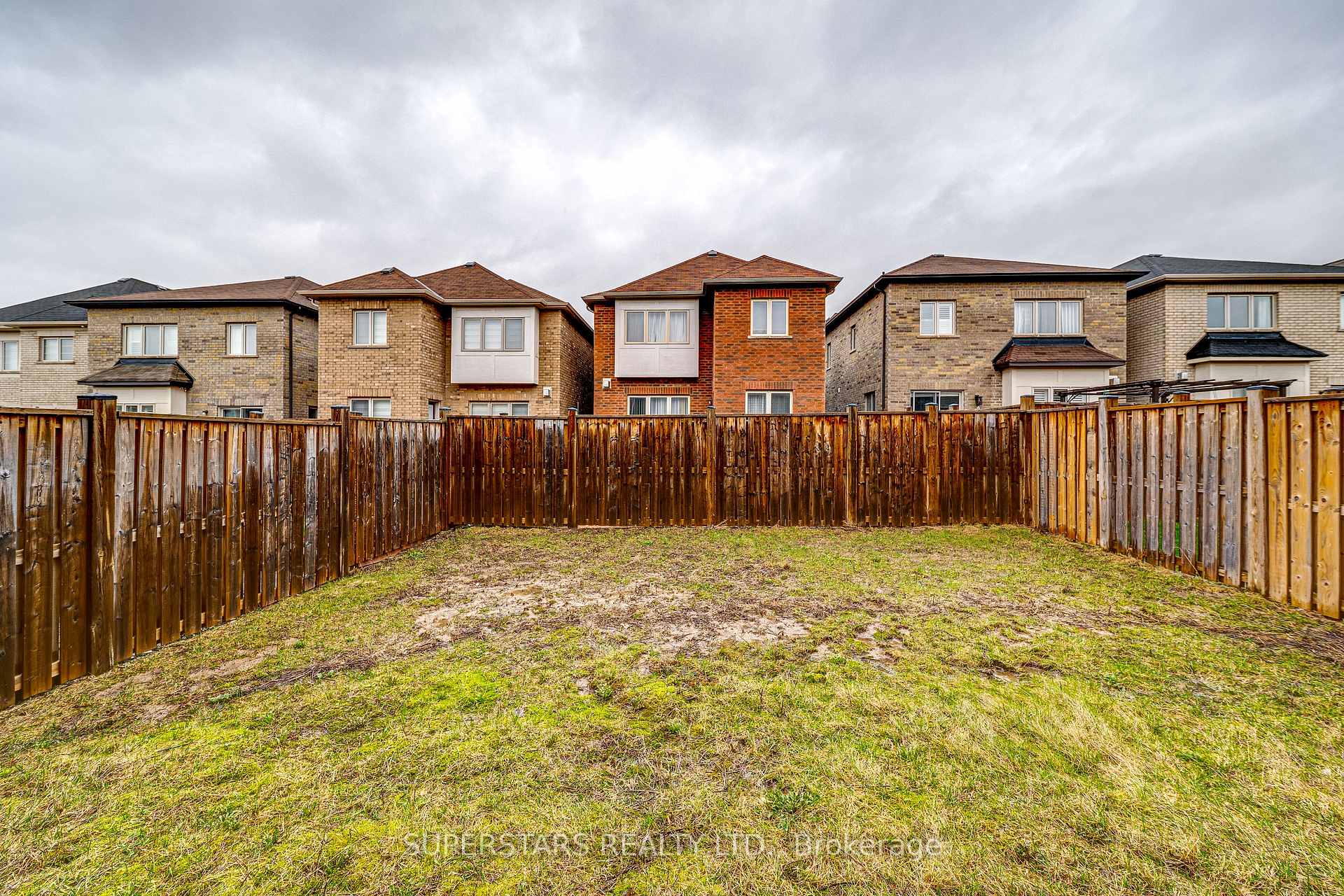 Photo 39 of 8 Kavanagh Avenue, East Gwillimbury, Sharon — HOMEH