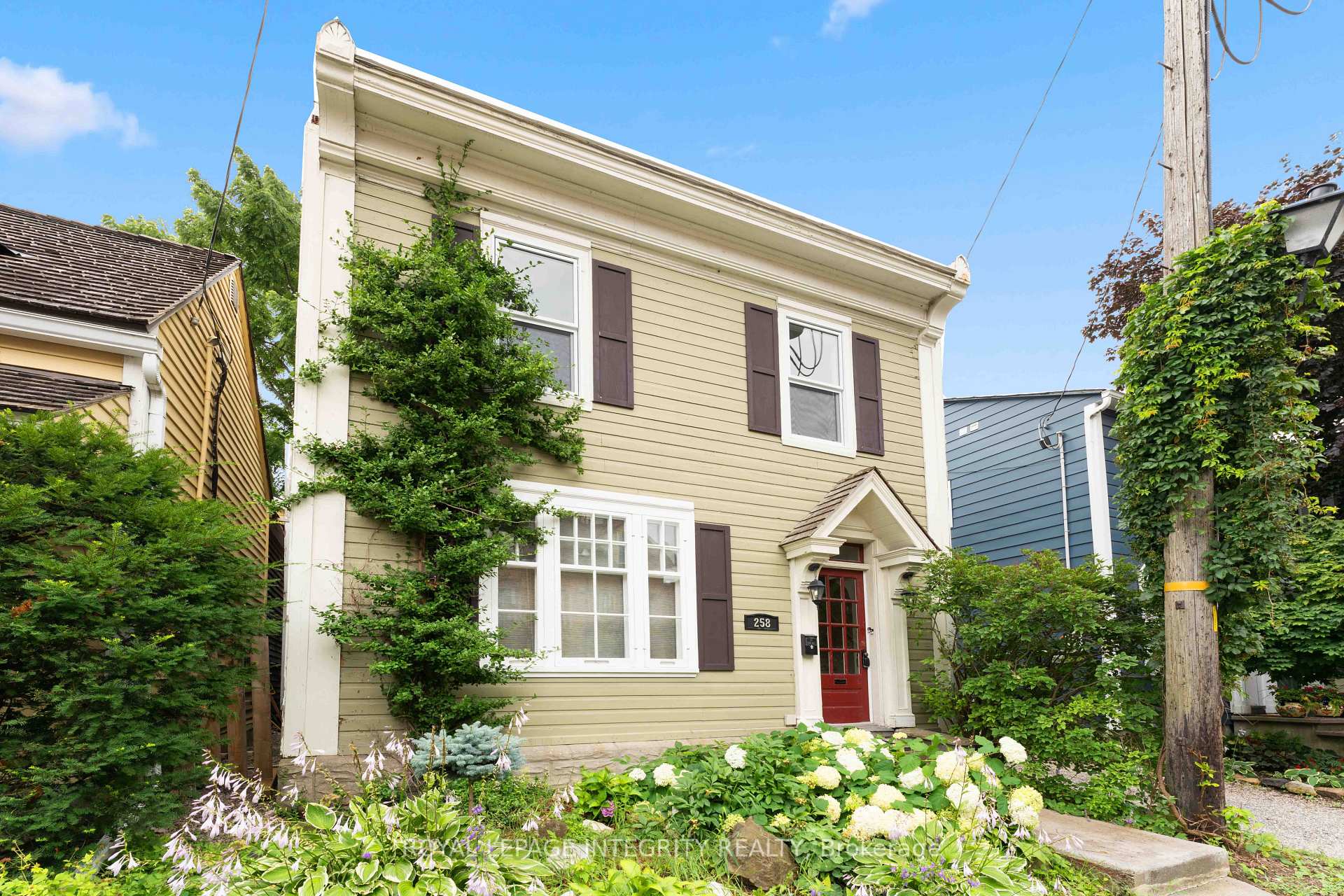 Photo 2 of Unit 2, 258 Cathcart Street, Ottawa, Lower Town/Byward Market — HOMEH