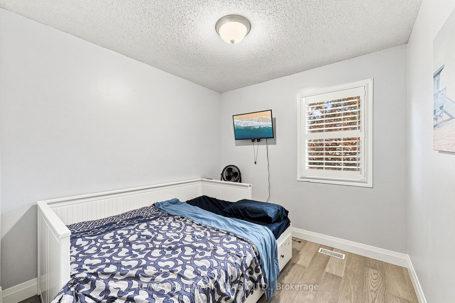 Photo 19 of Unit 21, 31 Moss Boulevard, Hamilton, Dundas — HOMEH