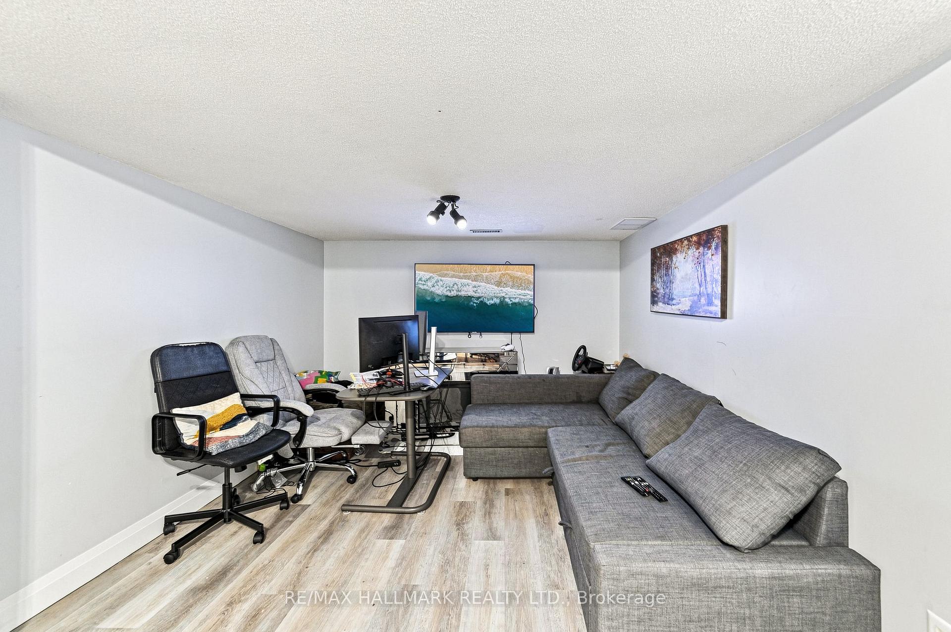Photo 26 of Unit 21, 31 Moss Boulevard, Hamilton, Dundas — HOMEH