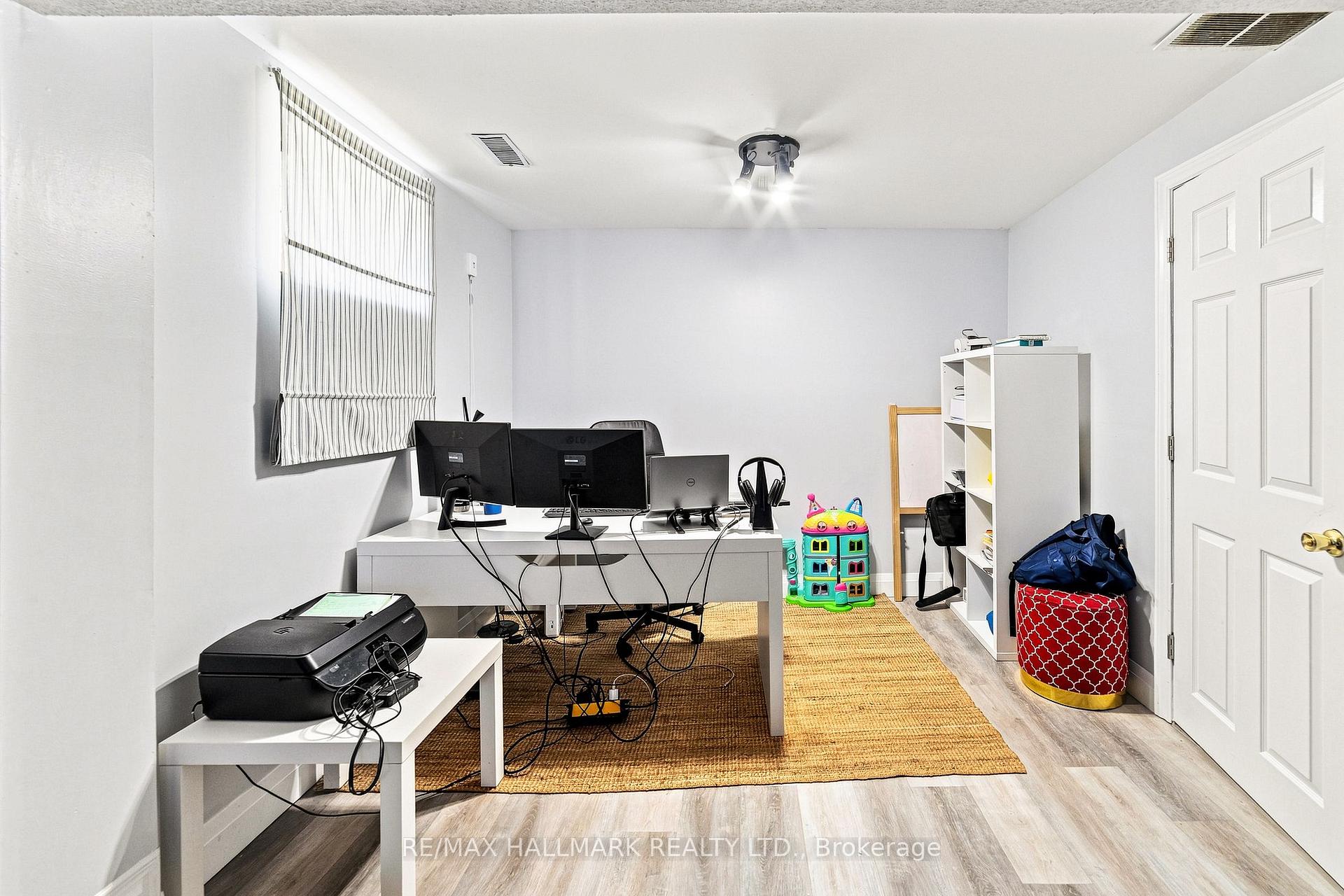 Photo 27 of Unit 21, 31 Moss Boulevard, Hamilton, Dundas — HOMEH