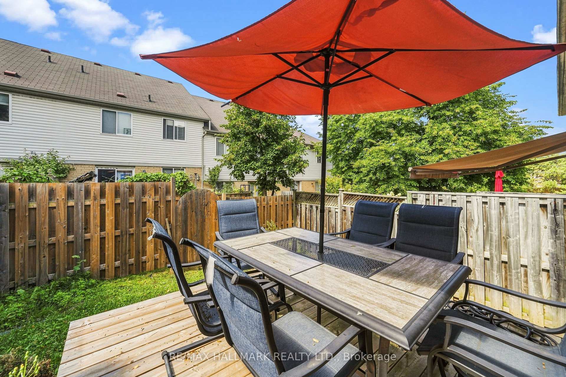Photo 28 of Unit 21, 31 Moss Boulevard, Hamilton, Dundas — HOMEH