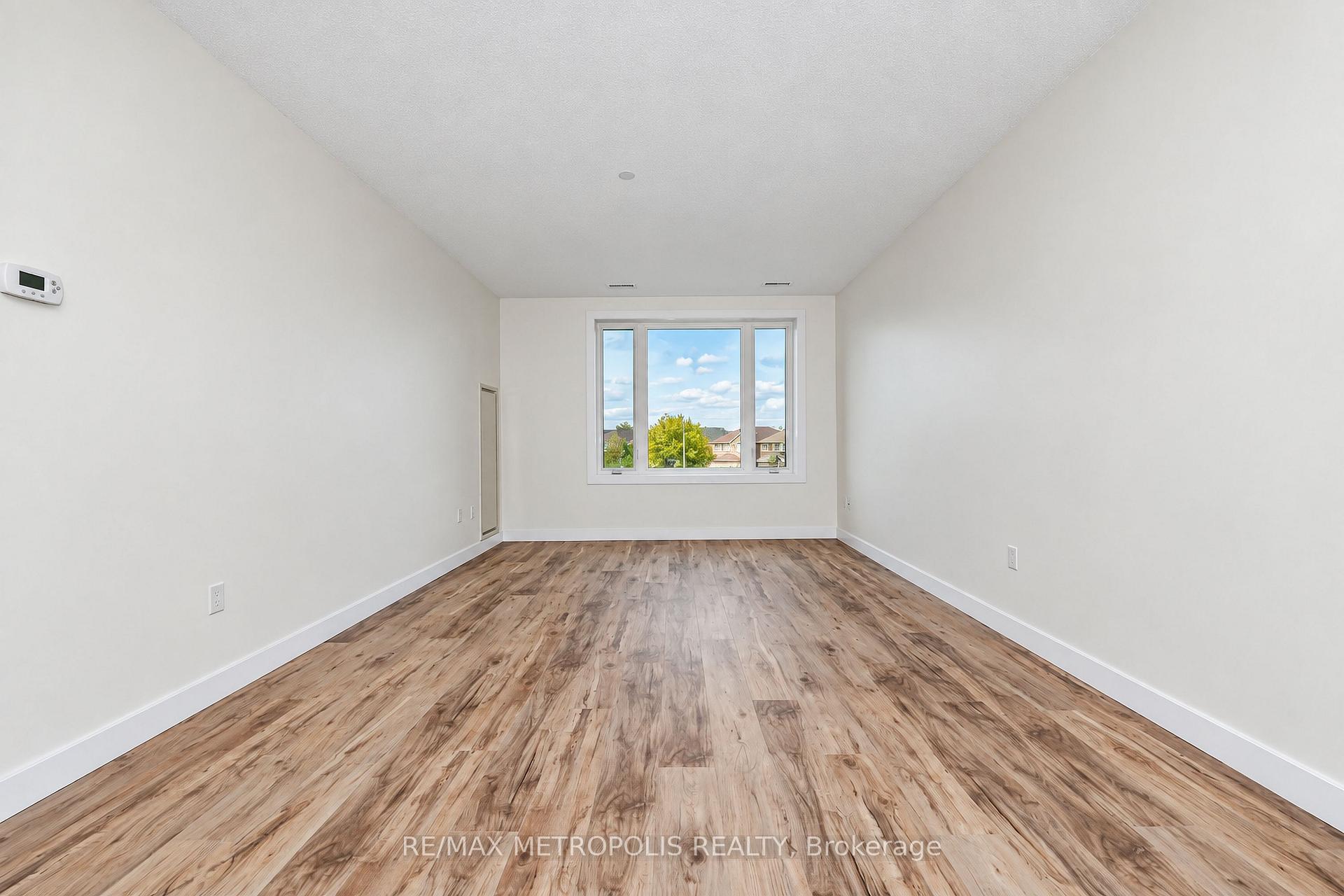 Photo 12 of Unit 309, 7400 Markham Road, Markham, Middlefield — HOMEH