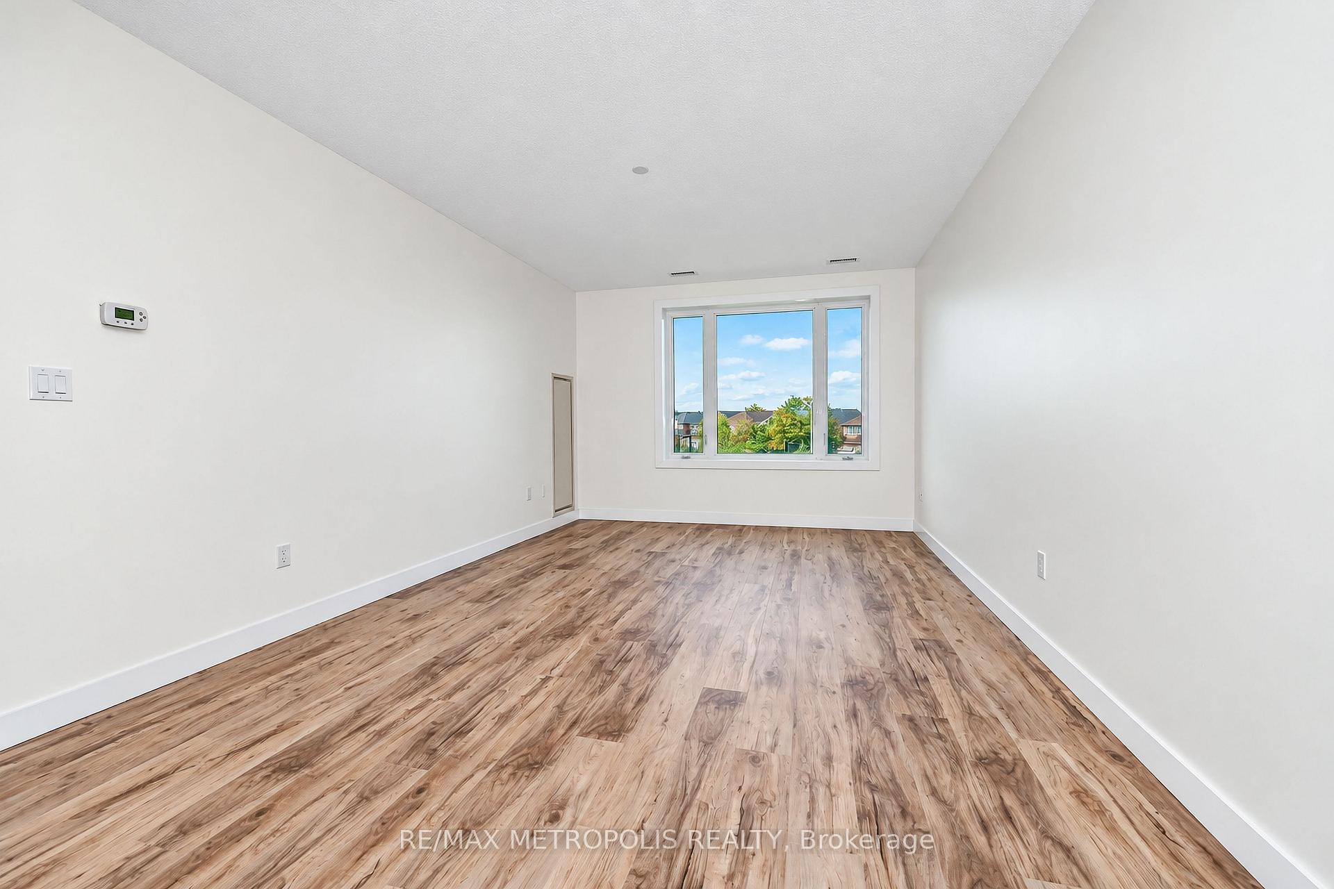 Photo 14 of Unit 309, 7400 Markham Road, Markham, Middlefield — HOMEH