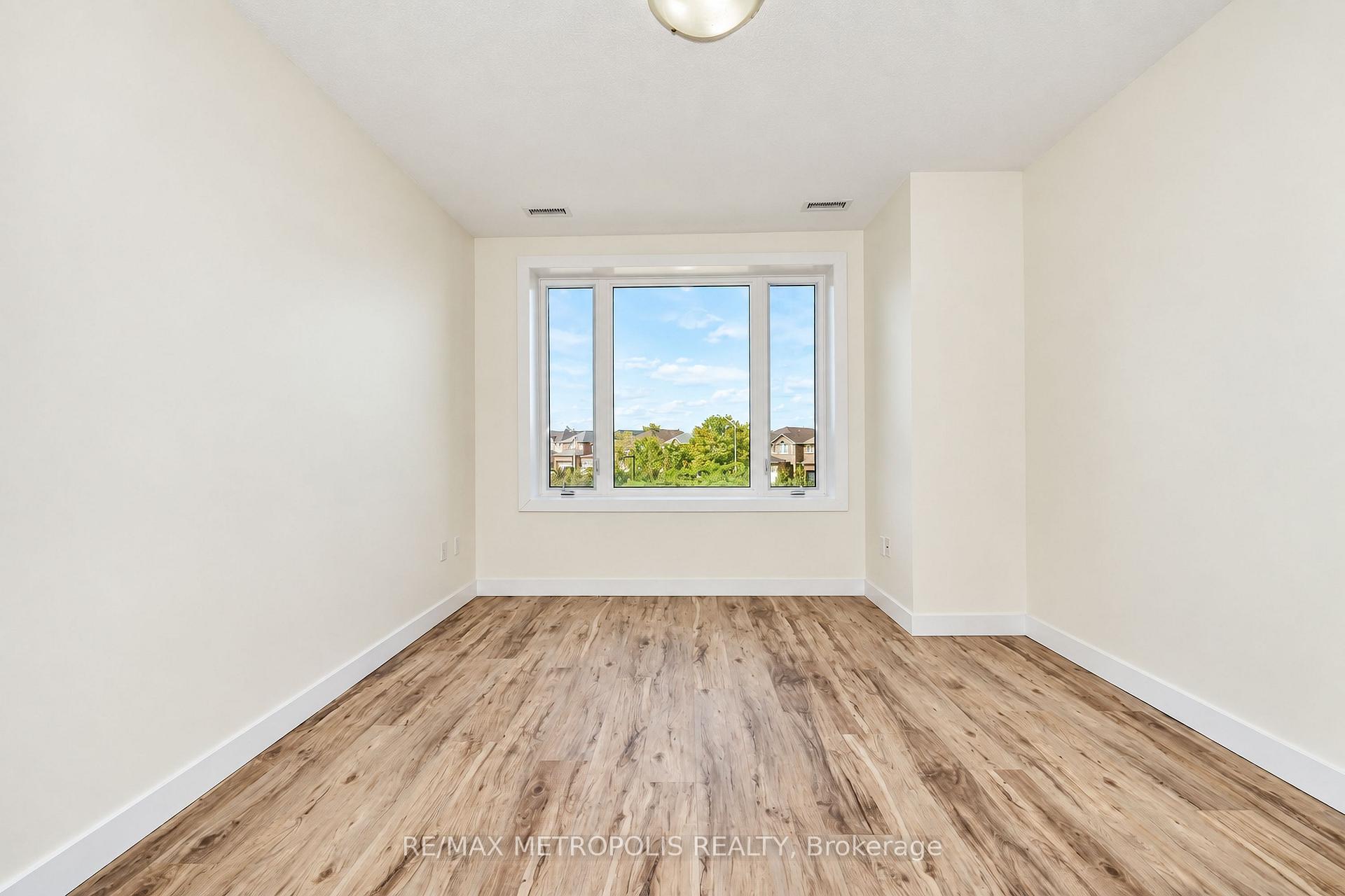 Photo 15 of Unit 309, 7400 Markham Road, Markham, Middlefield — HOMEH