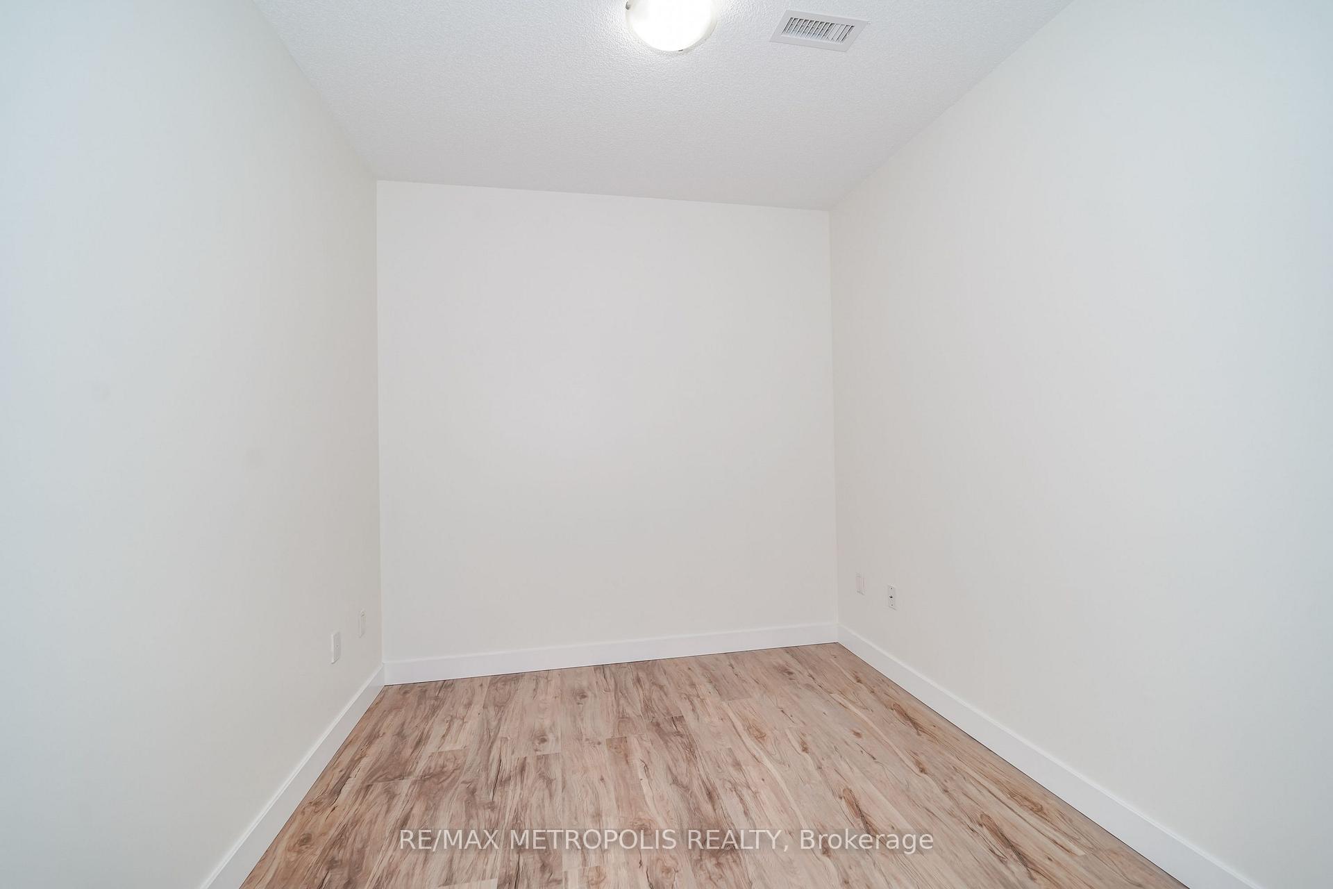 Photo 19 of Unit 309, 7400 Markham Road, Markham, Middlefield — HOMEH