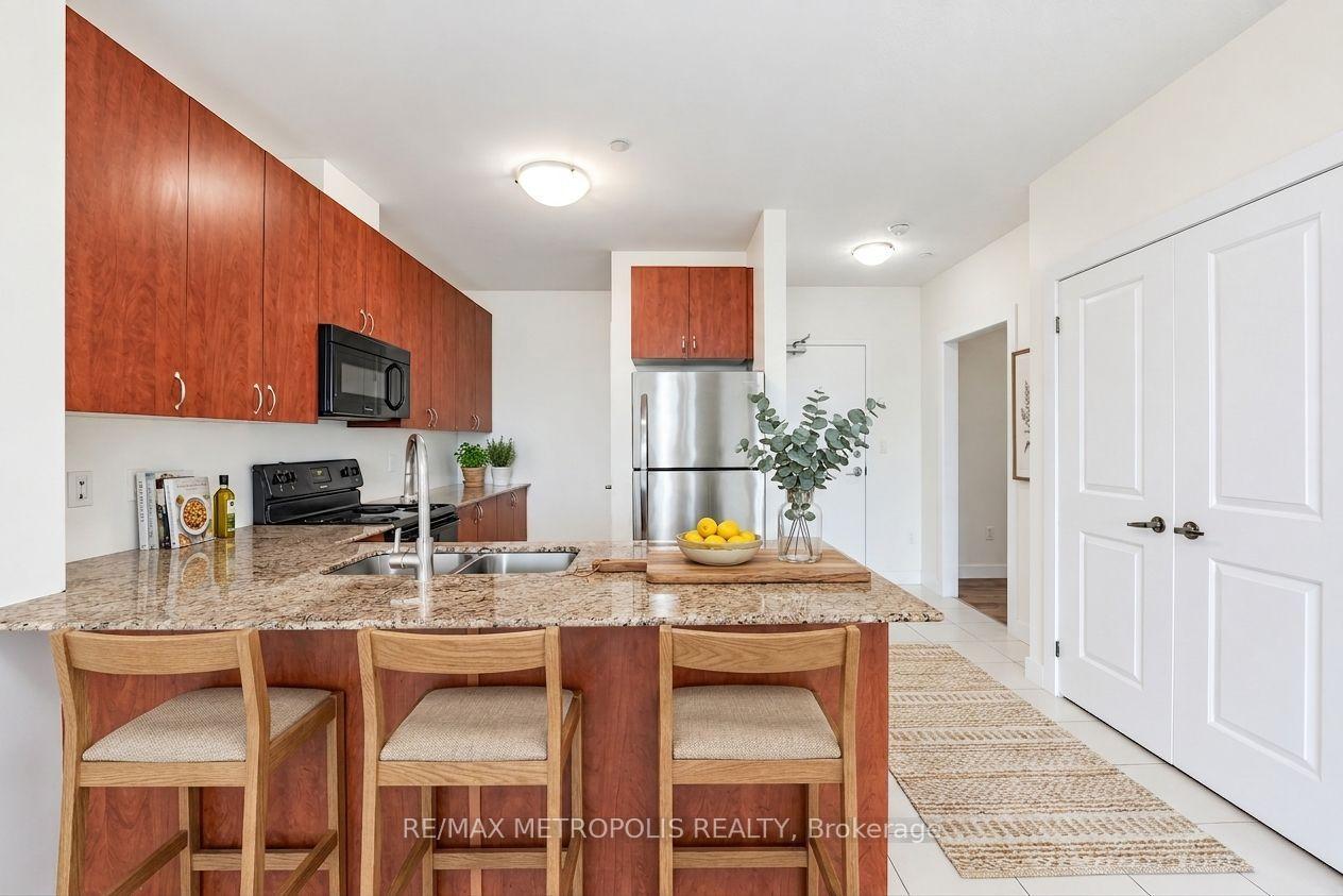Photo 9 of Unit 309, 7400 Markham Road, Markham, Middlefield — HOMEH