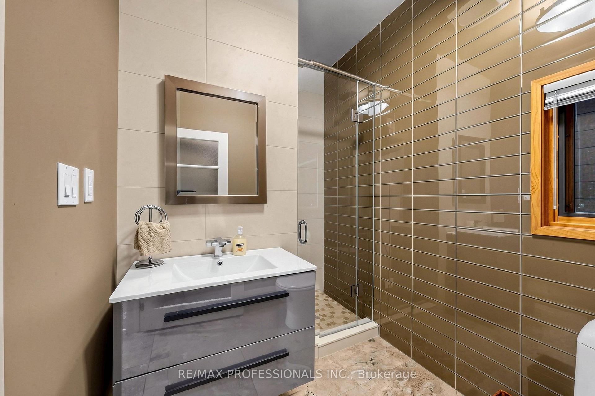 Photo 21 of 9 Annis Road, Scarborough, Scarborough Village — HOMEH