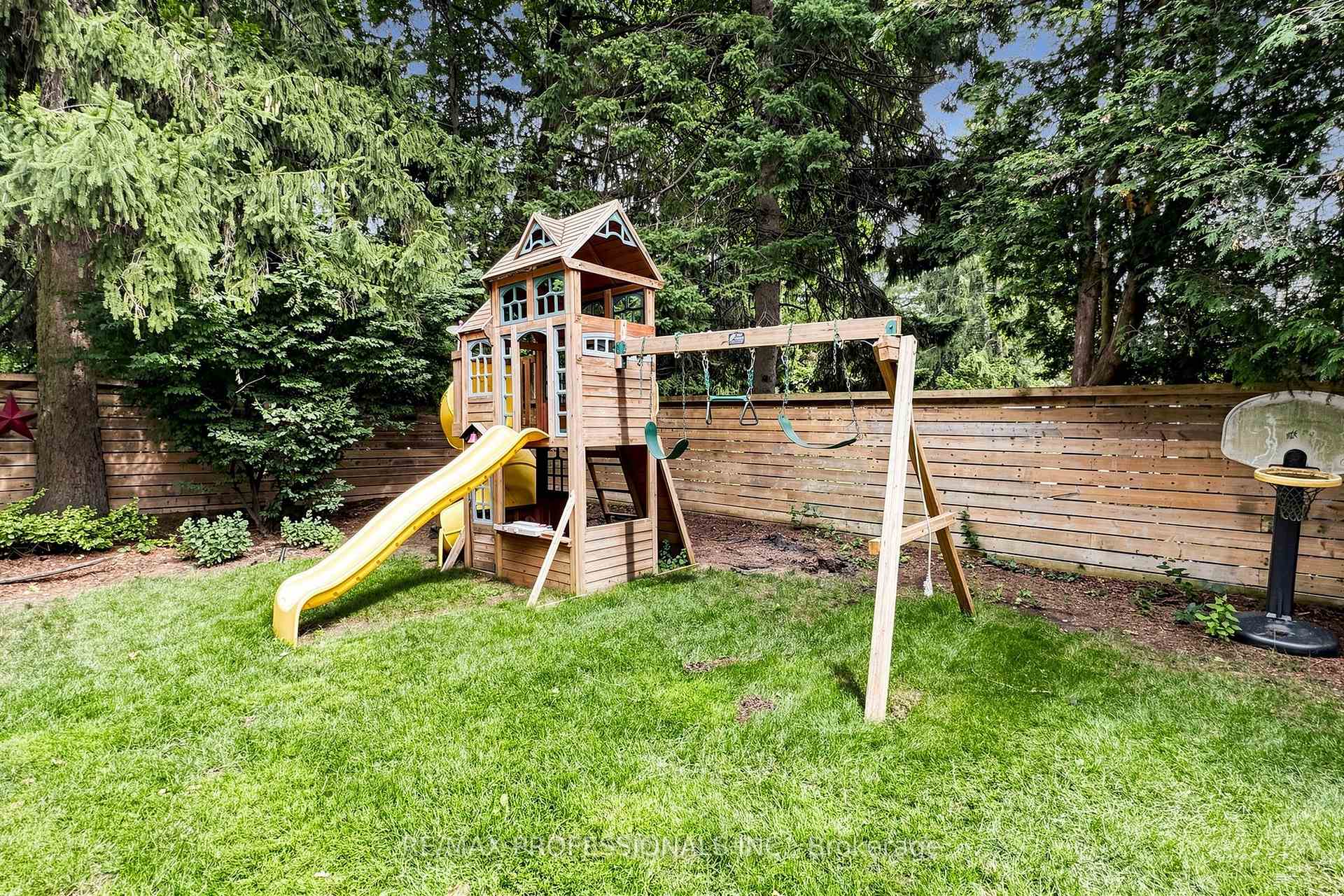 Photo 48 of 9 Annis Road, Scarborough, Scarborough Village — HOMEH