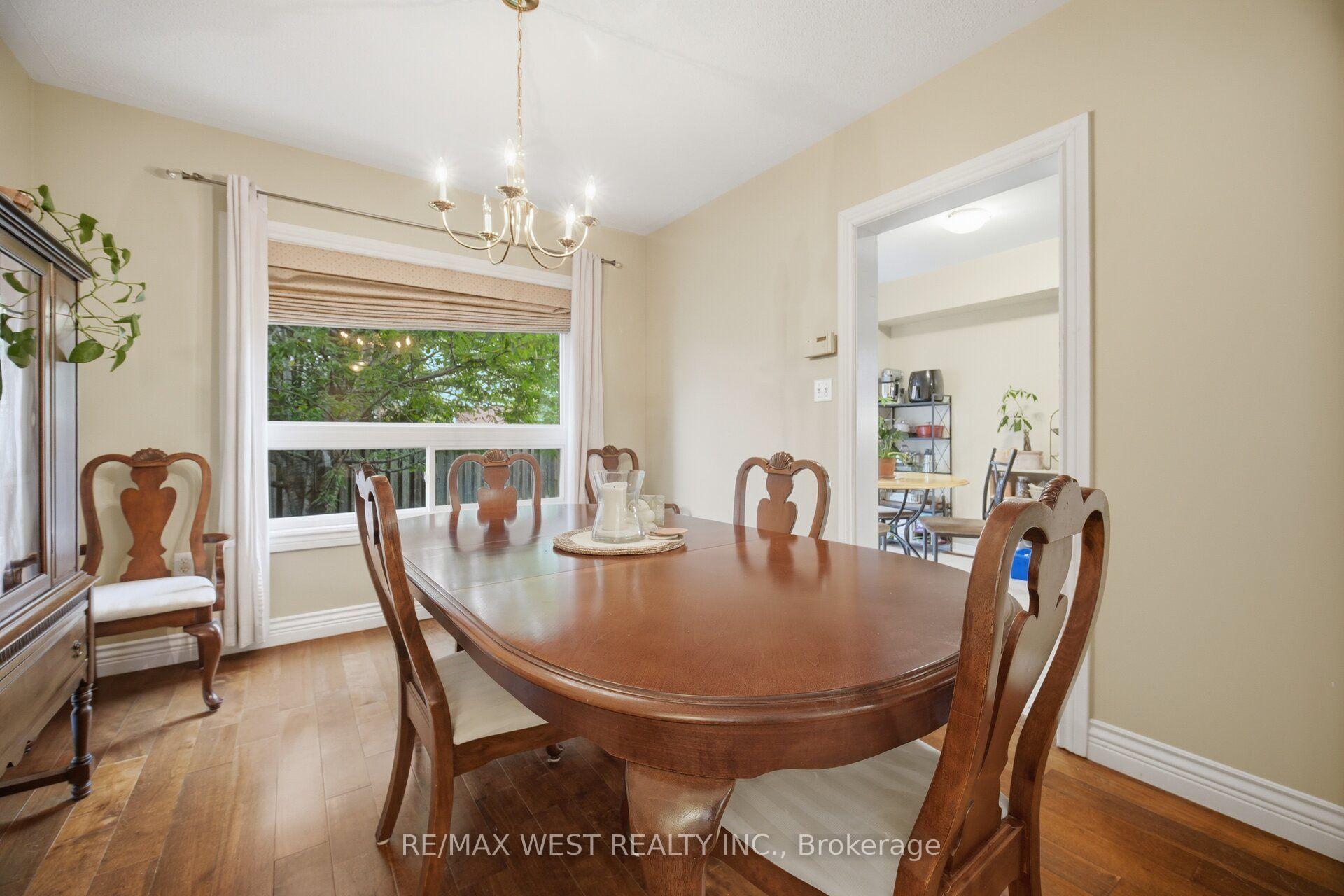Photo 5 of Unit Upper, 6409 Torre Drive, Mississauga, East Credit — HOMEH