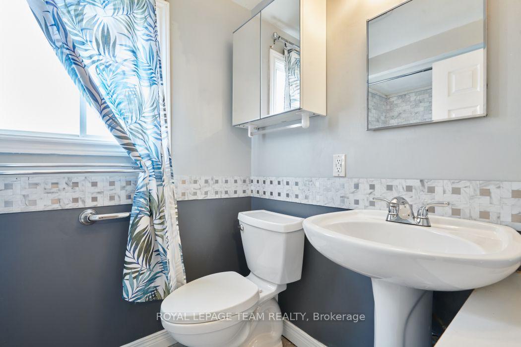 Photo 7 of 87 Grady Crescent, Ottawa, Sheahan Estates/Trend Village — HOMEH