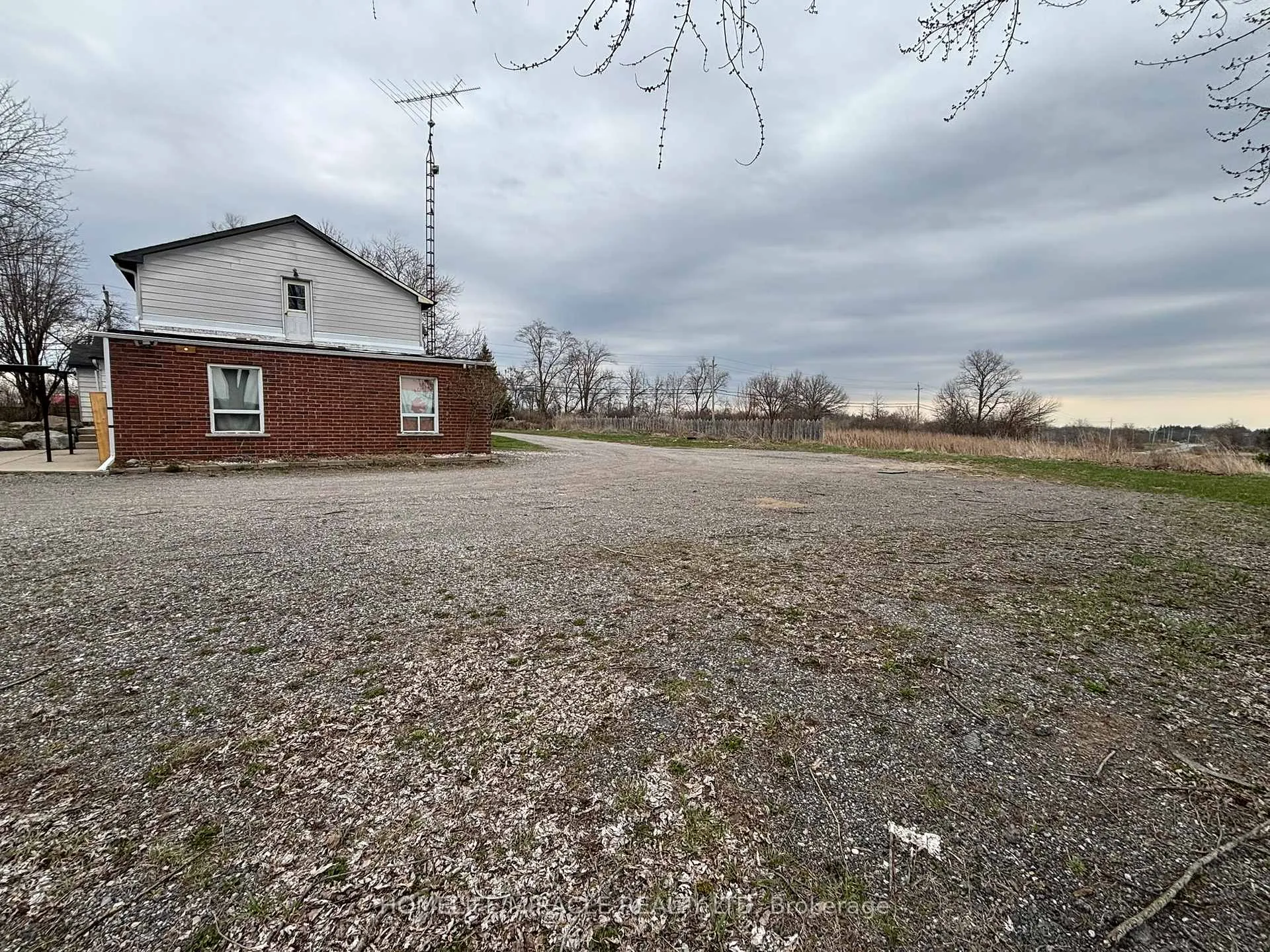 Photo 2 of Unit 5, 1381 Hwy 8, Cambridge — HOMEH