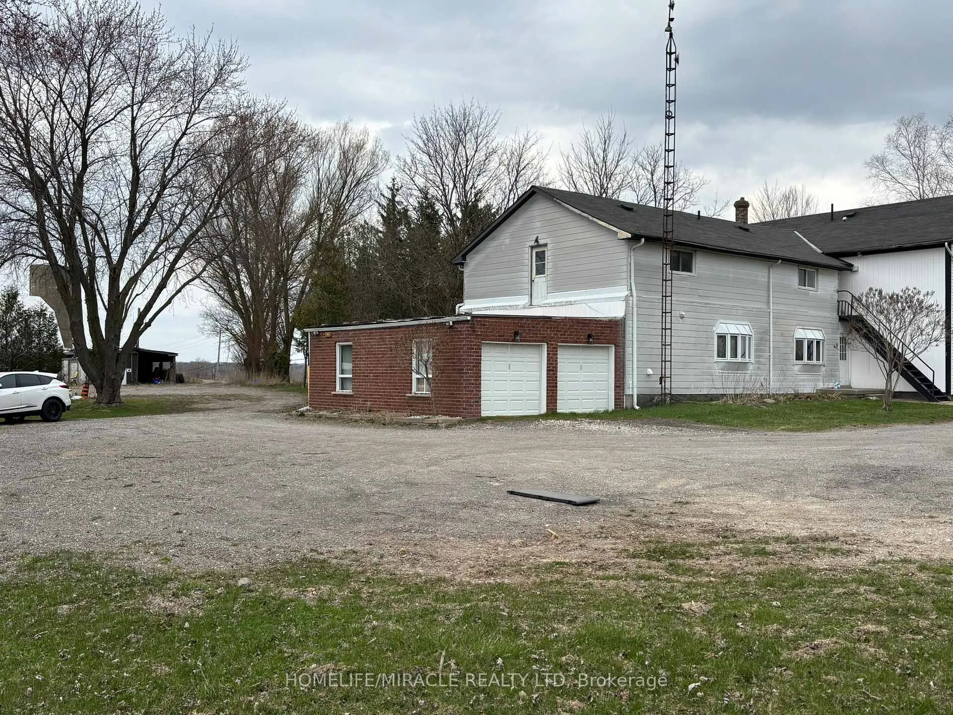 Photo 4 of Unit 5, 1381 Hwy 8, Cambridge — HOMEH