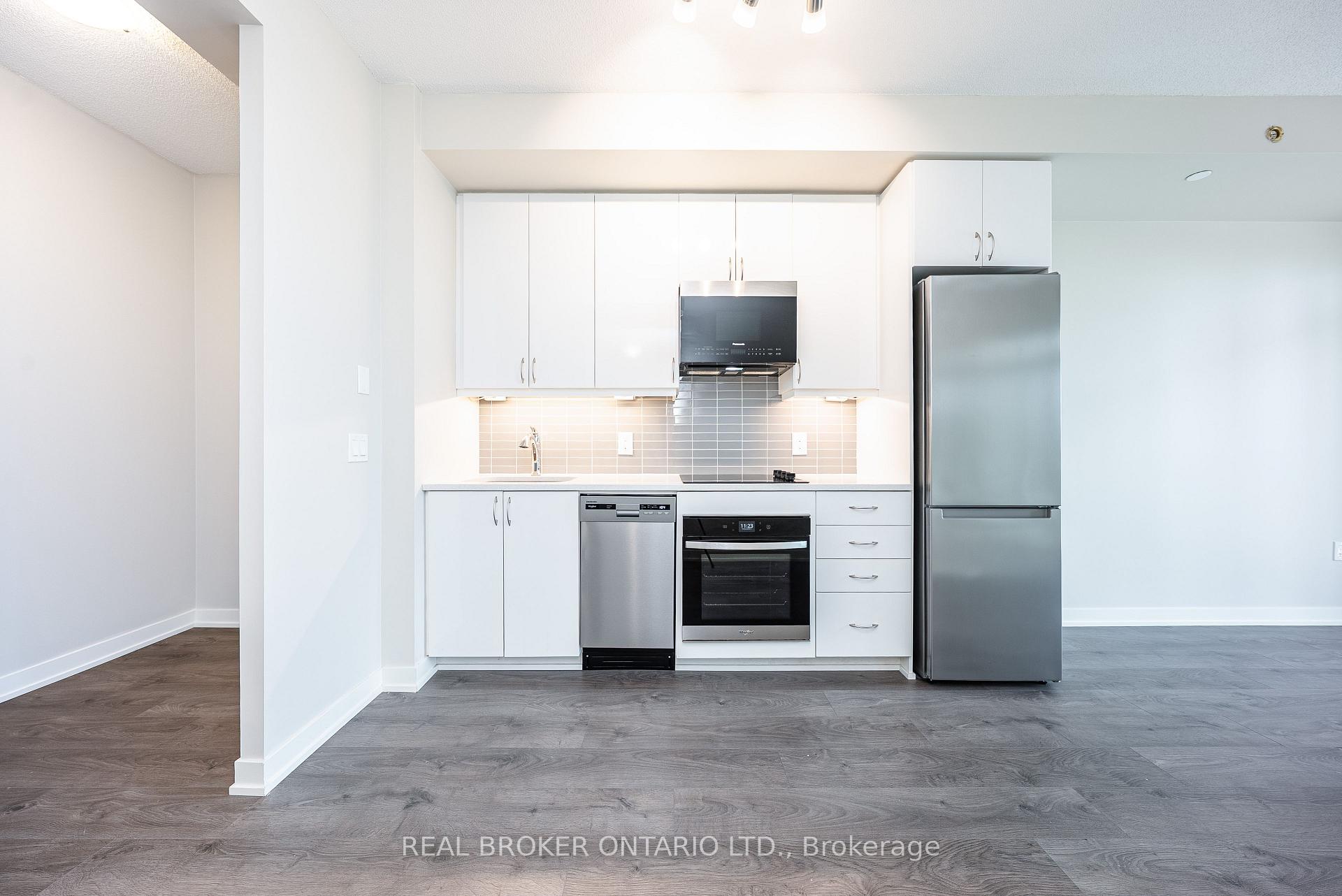 Photo 2 of Unit 1707, 38 Annie Craig Drive, Etobicoke, Mimico — HOMEH
