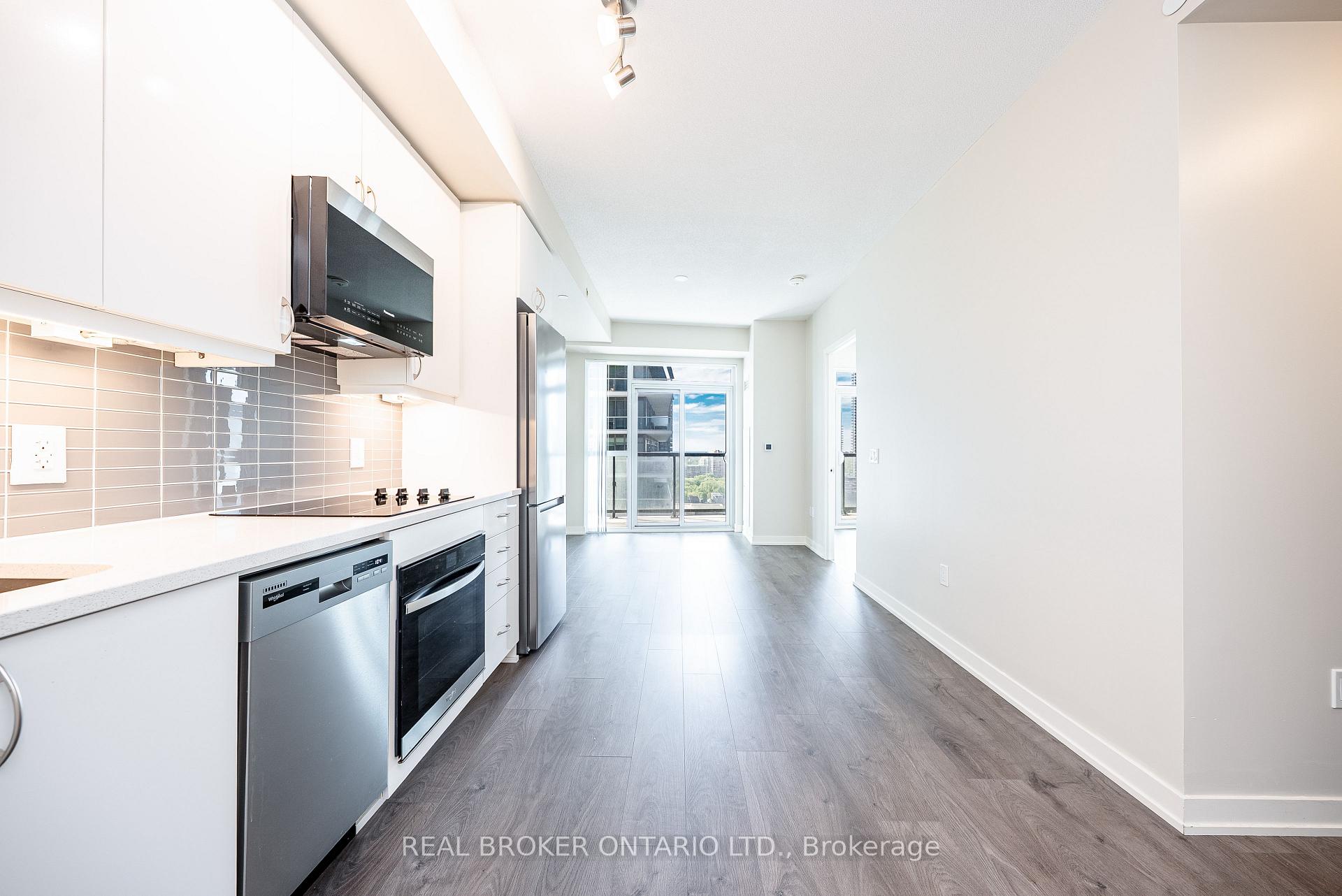 Photo 5 of Unit 1707, 38 Annie Craig Drive, Etobicoke, Mimico — HOMEH