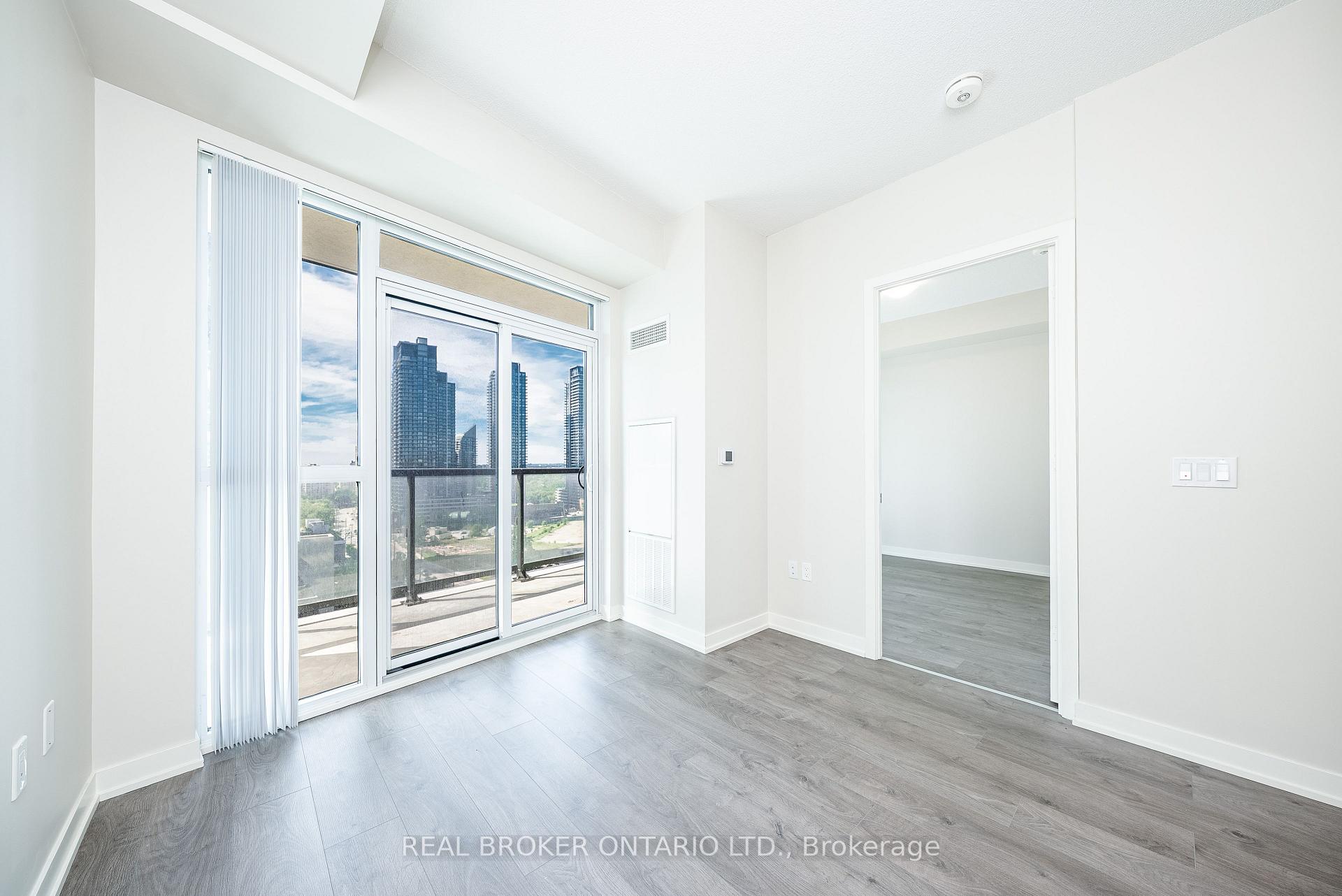 Photo 9 of Unit 1707, 38 Annie Craig Drive, Etobicoke, Mimico — HOMEH