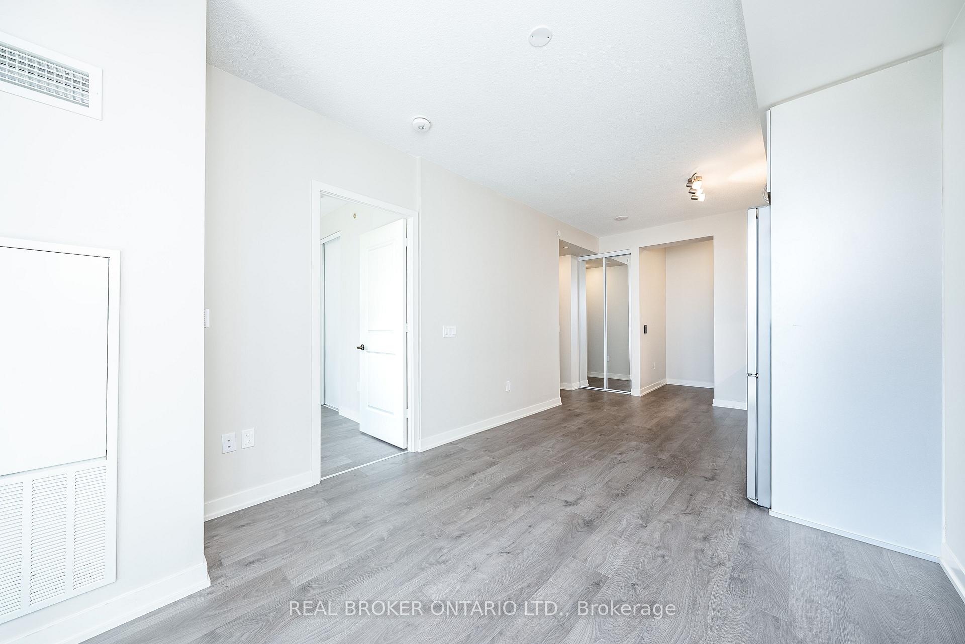 Photo 10 of Unit 1707, 38 Annie Craig Drive, Etobicoke, Mimico — HOMEH