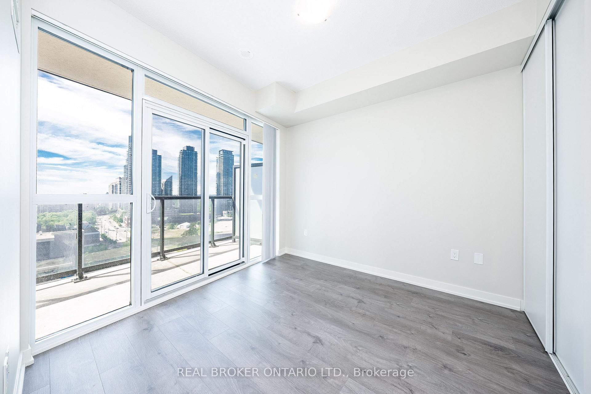 Photo 12 of Unit 1707, 38 Annie Craig Drive, Etobicoke, Mimico — HOMEH