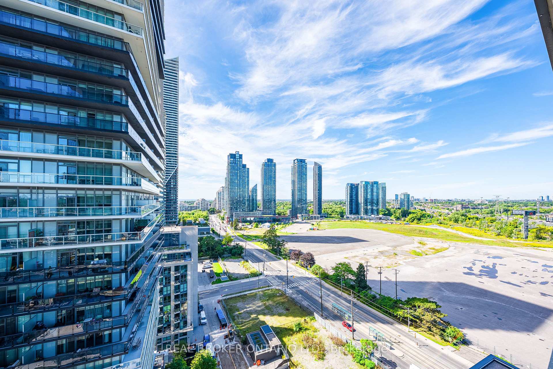 Photo 24 of Unit 1707, 38 Annie Craig Drive, Etobicoke, Mimico — HOMEH