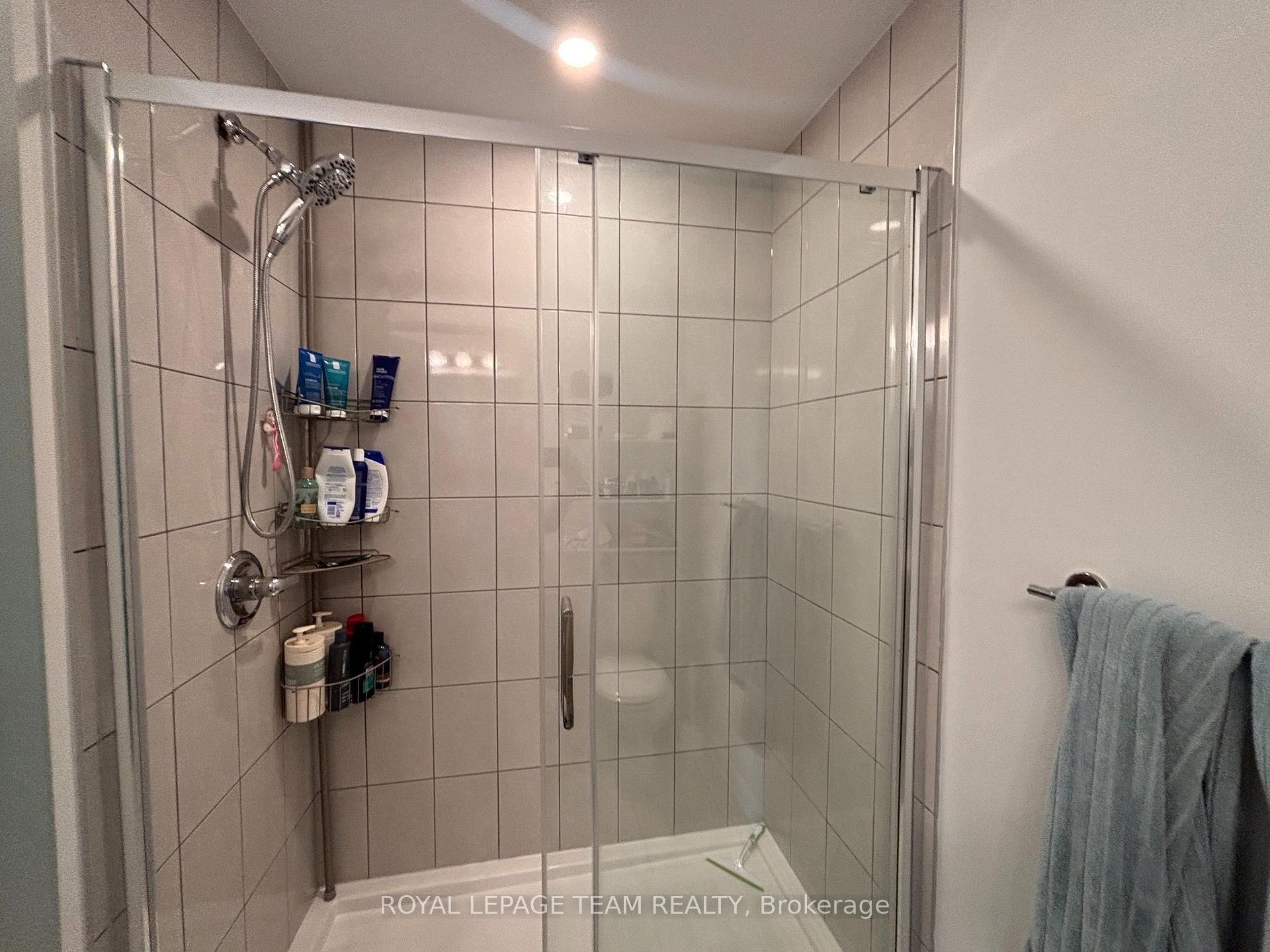 Photo 16 of 808 Glissade Grove, Ottawa, Avalon West — HOMEH