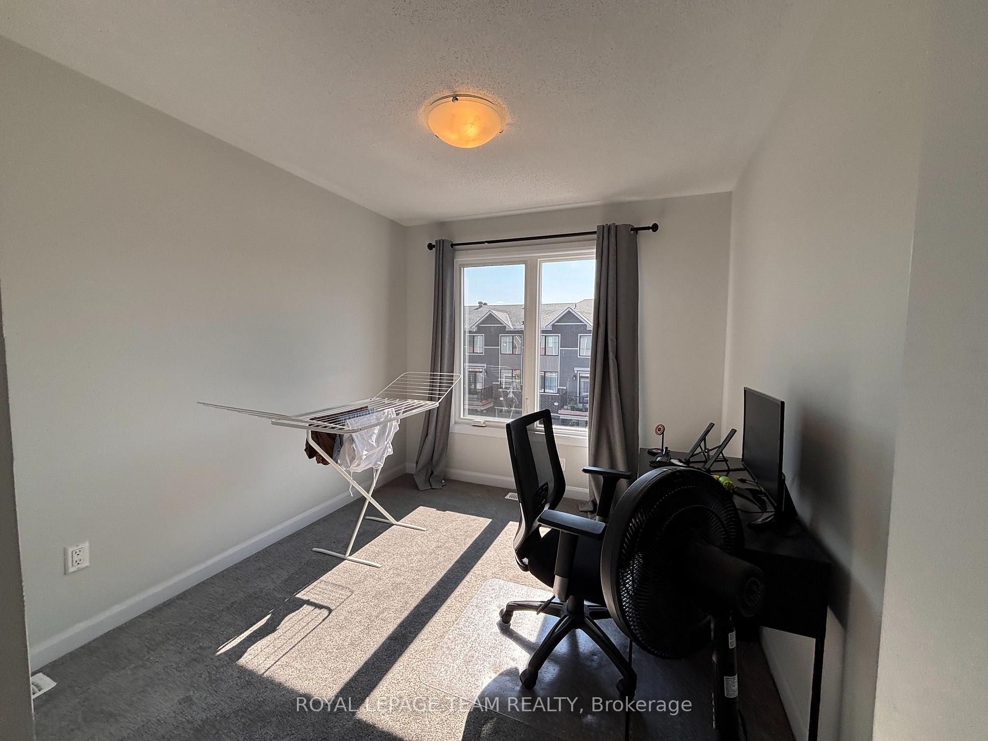 Photo 18 of 808 Glissade Grove, Ottawa, Avalon West — HOMEH