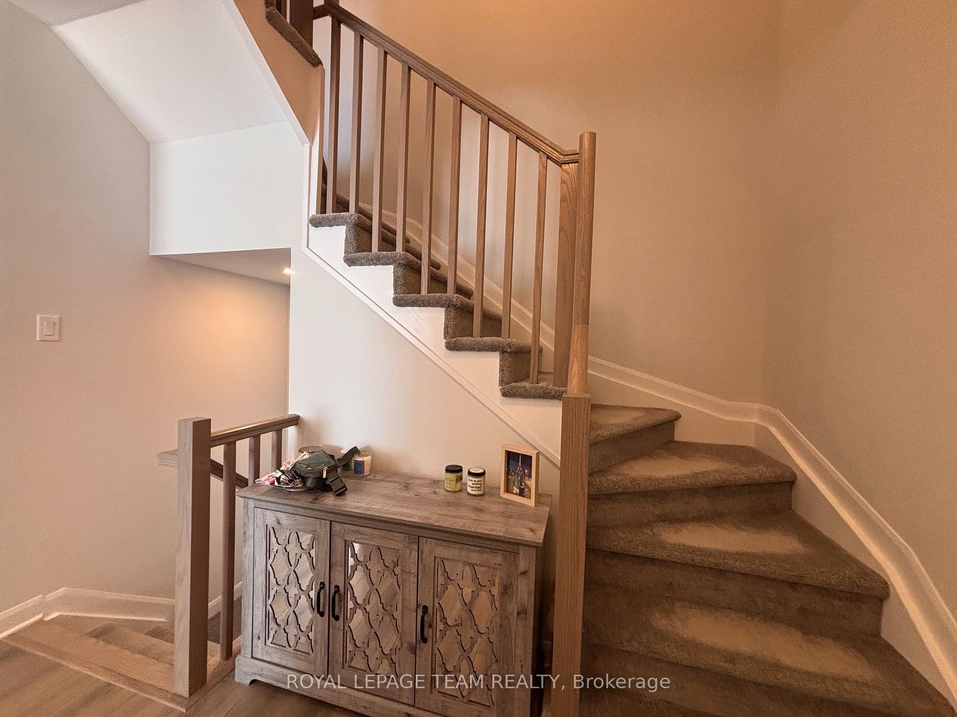 Photo 35 of 808 Glissade Grove, Ottawa, Avalon West — HOMEH