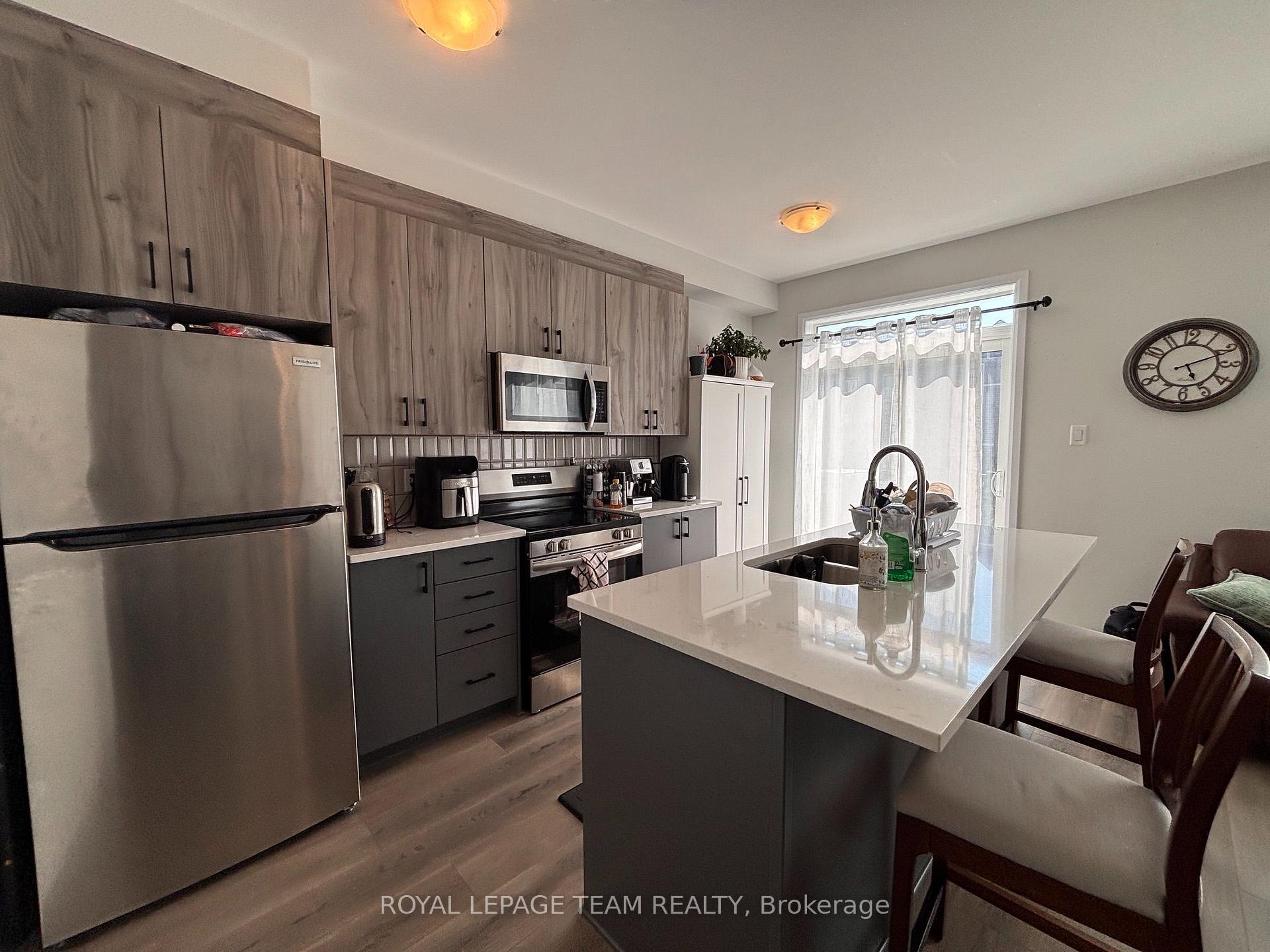 Photo 37 of 808 Glissade Grove, Ottawa, Avalon West — HOMEH