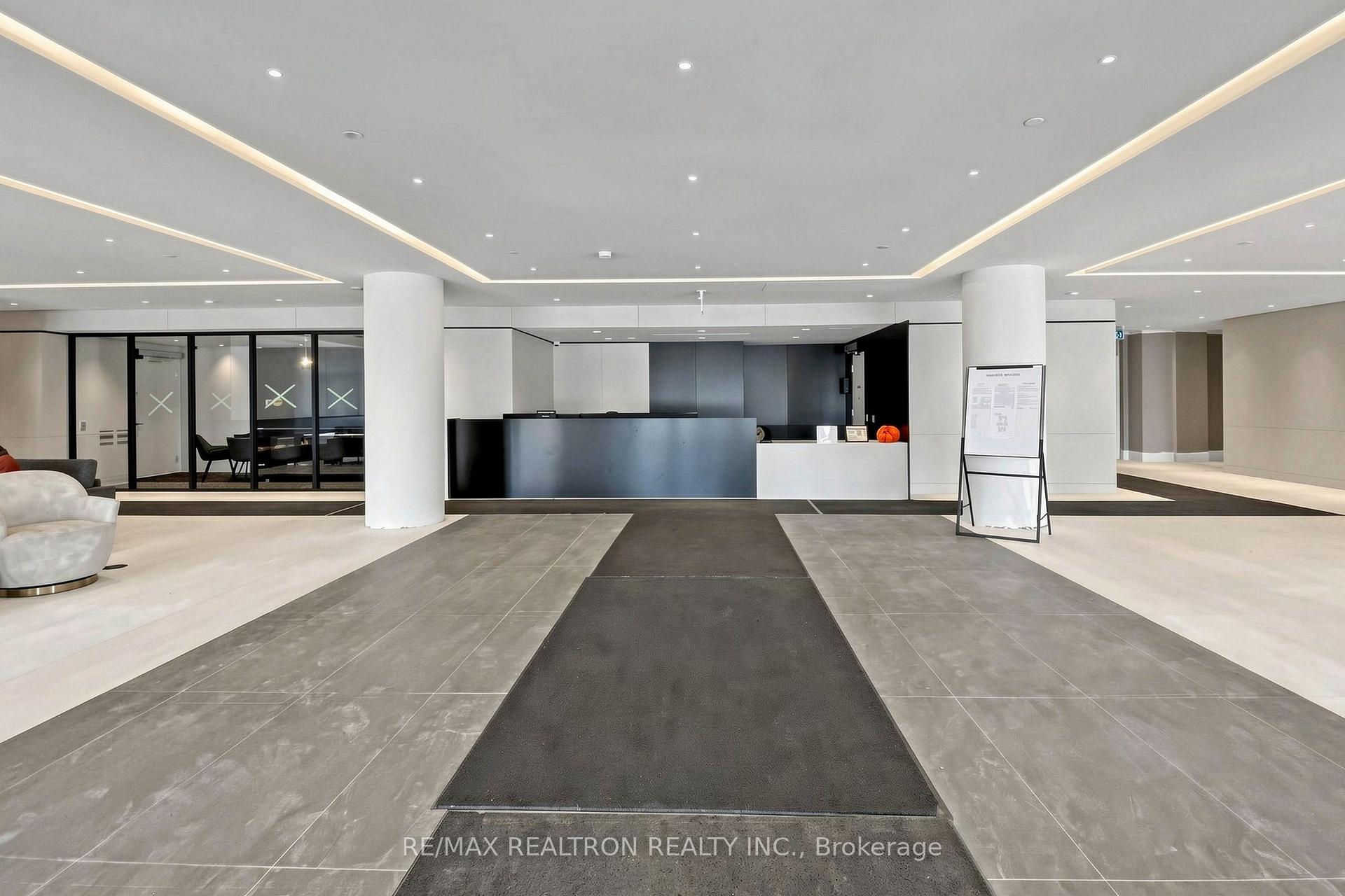 Photo 4 of Unit 1909, 50 Upper Mall Way, Vaughan, Brownridge — HOMEH