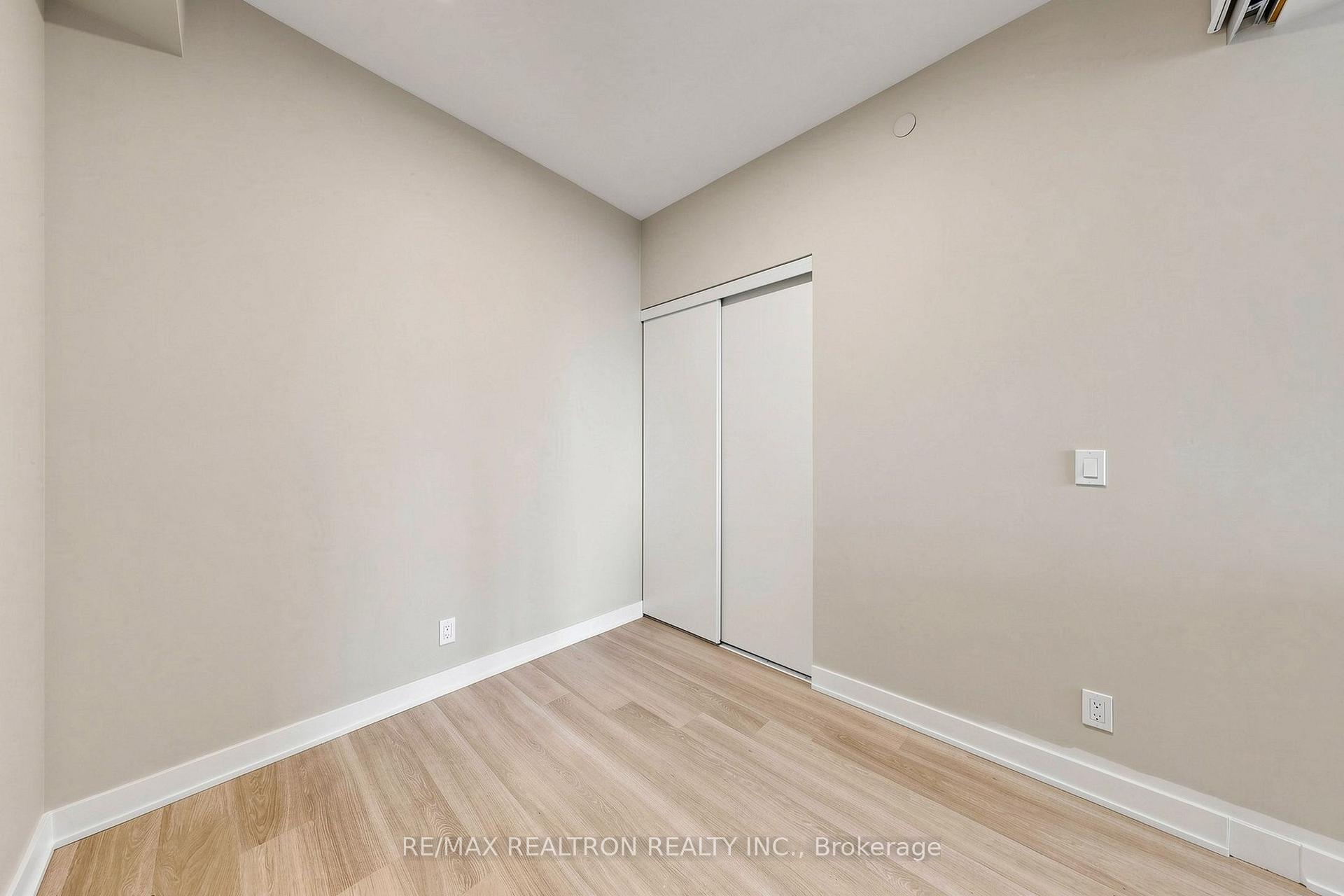 Photo 22 of Unit 1909, 50 Upper Mall Way, Vaughan, Brownridge — HOMEH