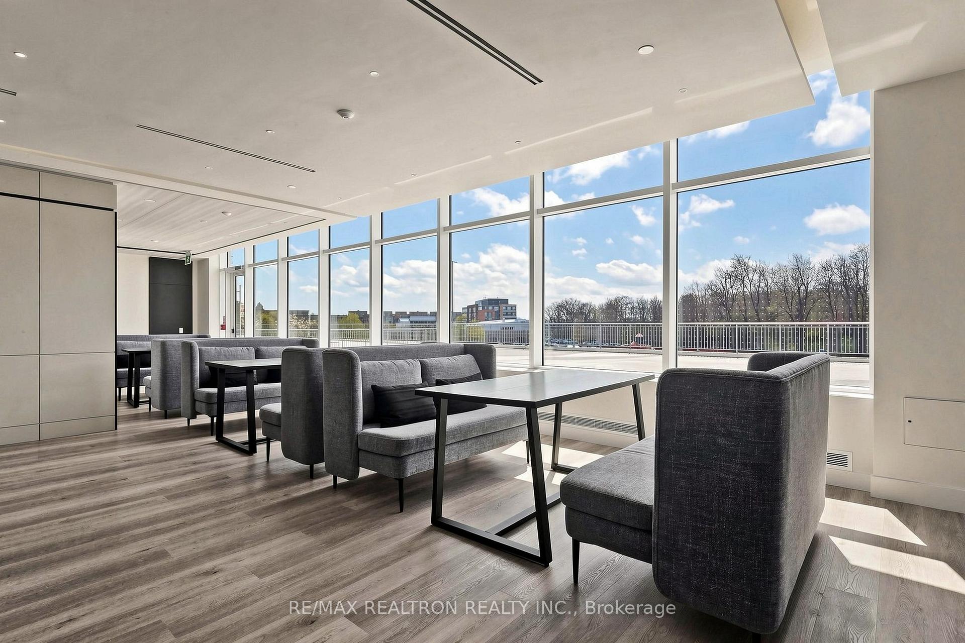 Photo 33 of Unit 1909, 50 Upper Mall Way, Vaughan, Brownridge — HOMEH