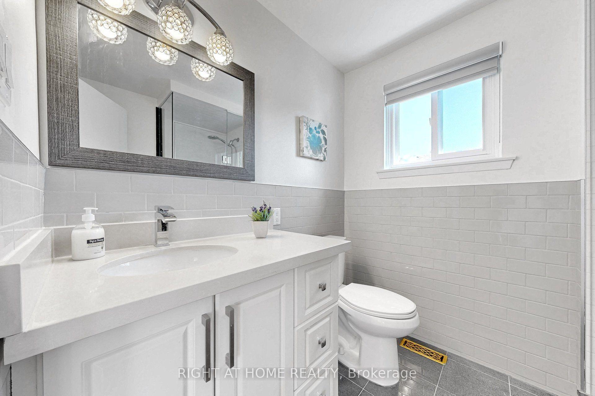 Photo 14 of 77 Pebblehill Square, Scarborough, Agincourt North — HOMEH