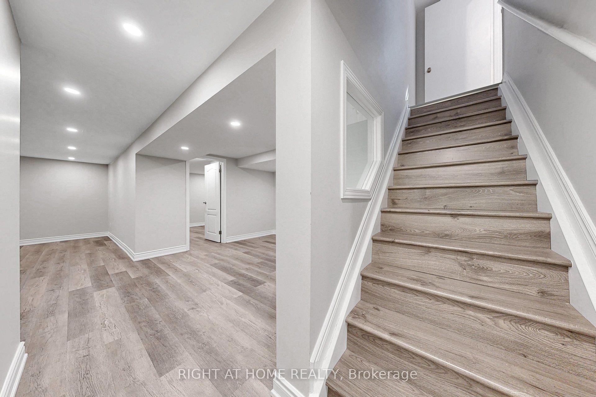 Photo 20 of 77 Pebblehill Square, Scarborough, Agincourt North — HOMEH