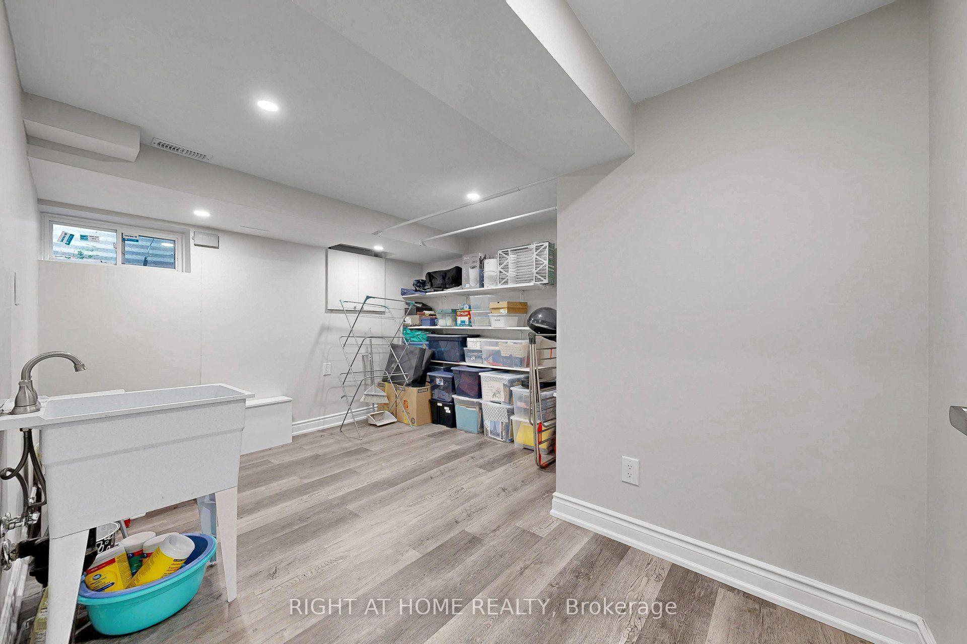 Photo 25 of 77 Pebblehill Square, Scarborough, Agincourt North — HOMEH