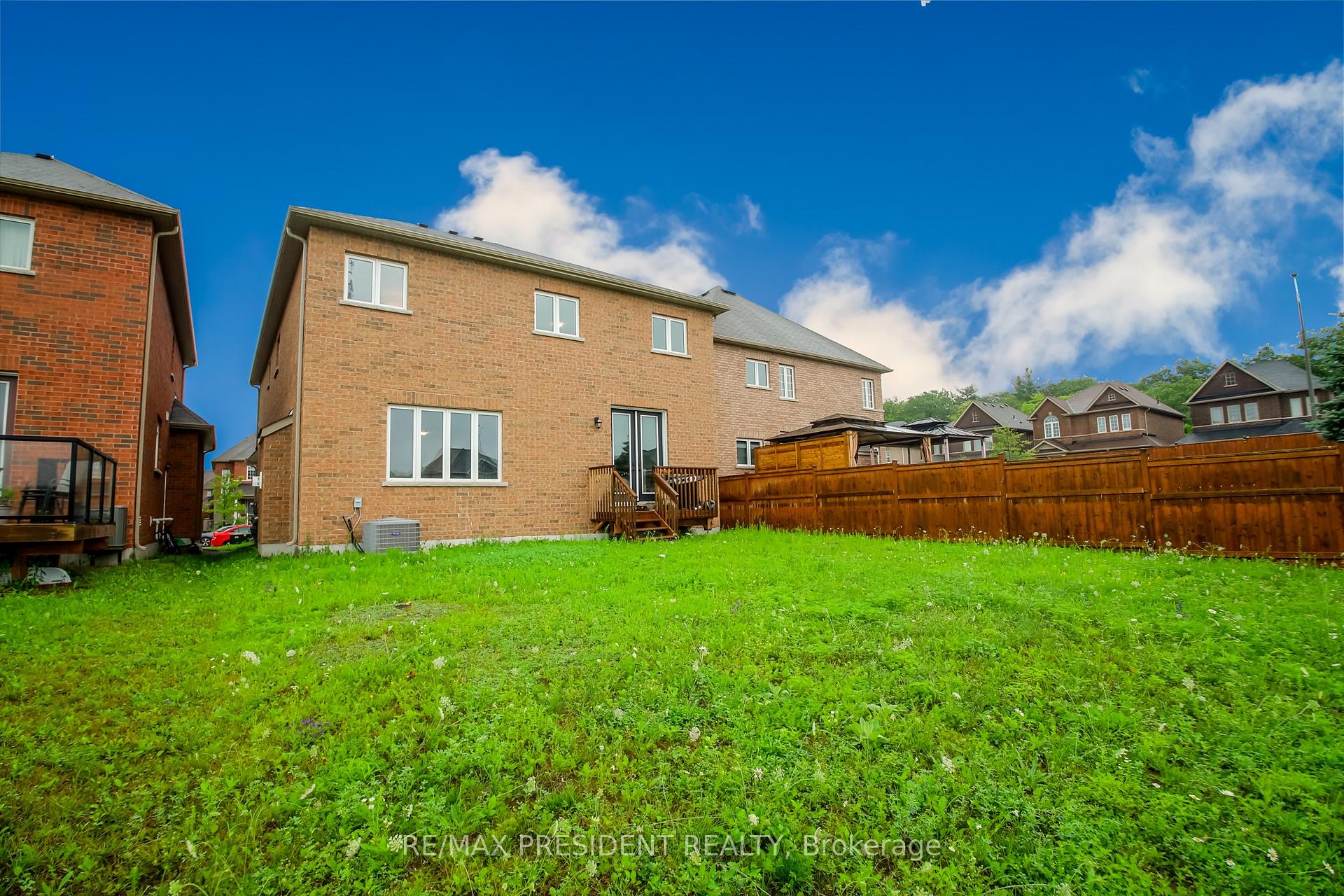 Photo 41 of 4 Cypress Point Street, Barrie, Ardagh — HOMEH