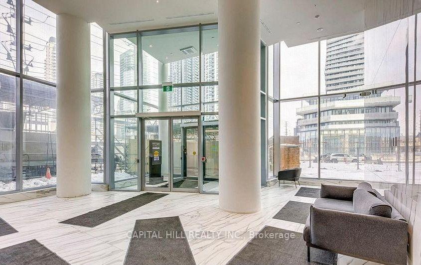 Photo 3 of Unit 301, 448 Burnhamthorpe Rd W, Mississauga, City Centre — HOMEH
