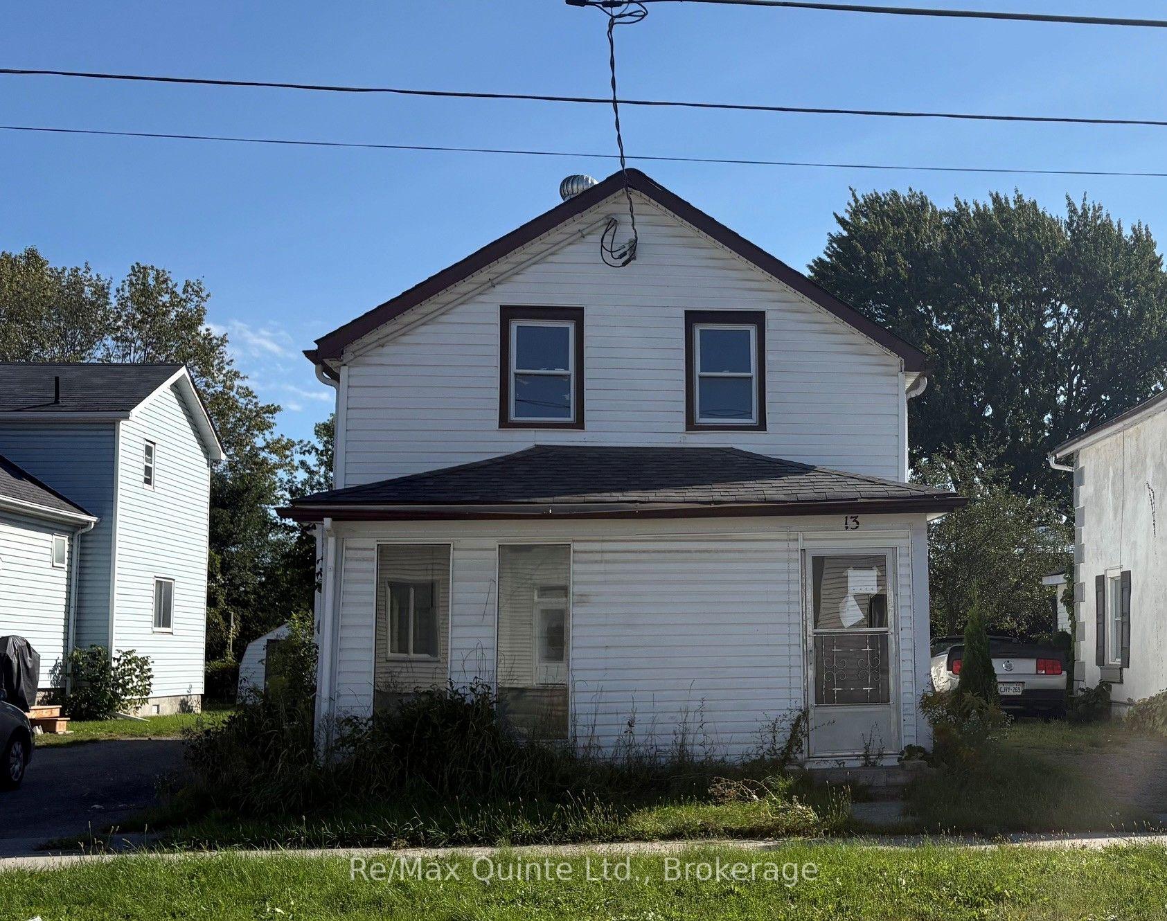 Photo 2 of 13 Boswell Street, Belleville, Belleville Ward — HOMEH