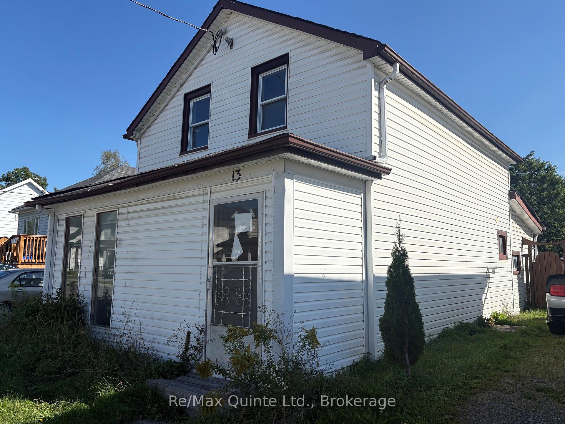 Photo 3 of 13 Boswell Street, Belleville, Belleville Ward — HOMEH