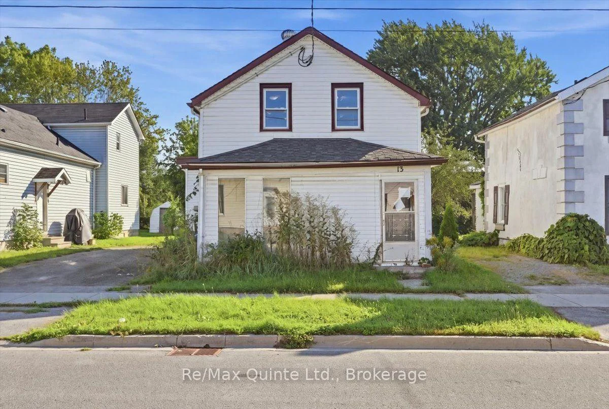 Photo 4 of 13 Boswell Street, Belleville, Belleville Ward — HOMEH