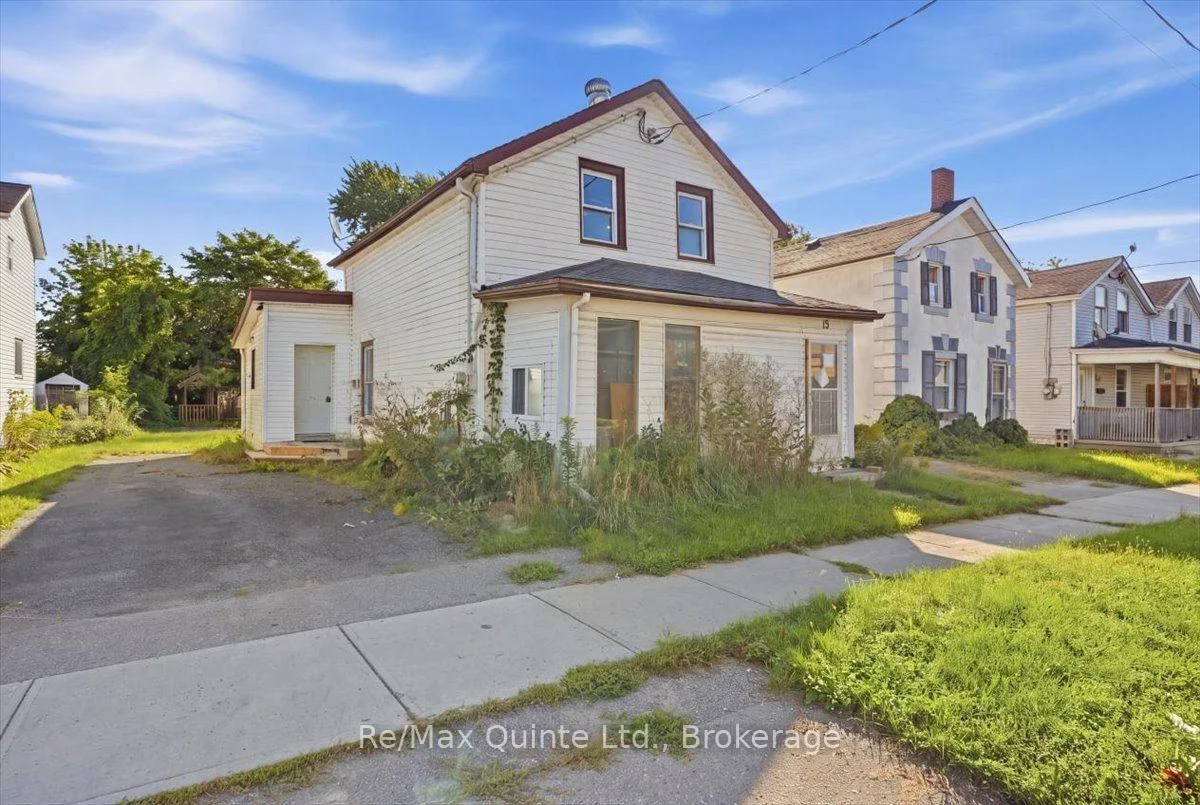 Photo 6 of 13 Boswell Street, Belleville, Belleville Ward — HOMEH