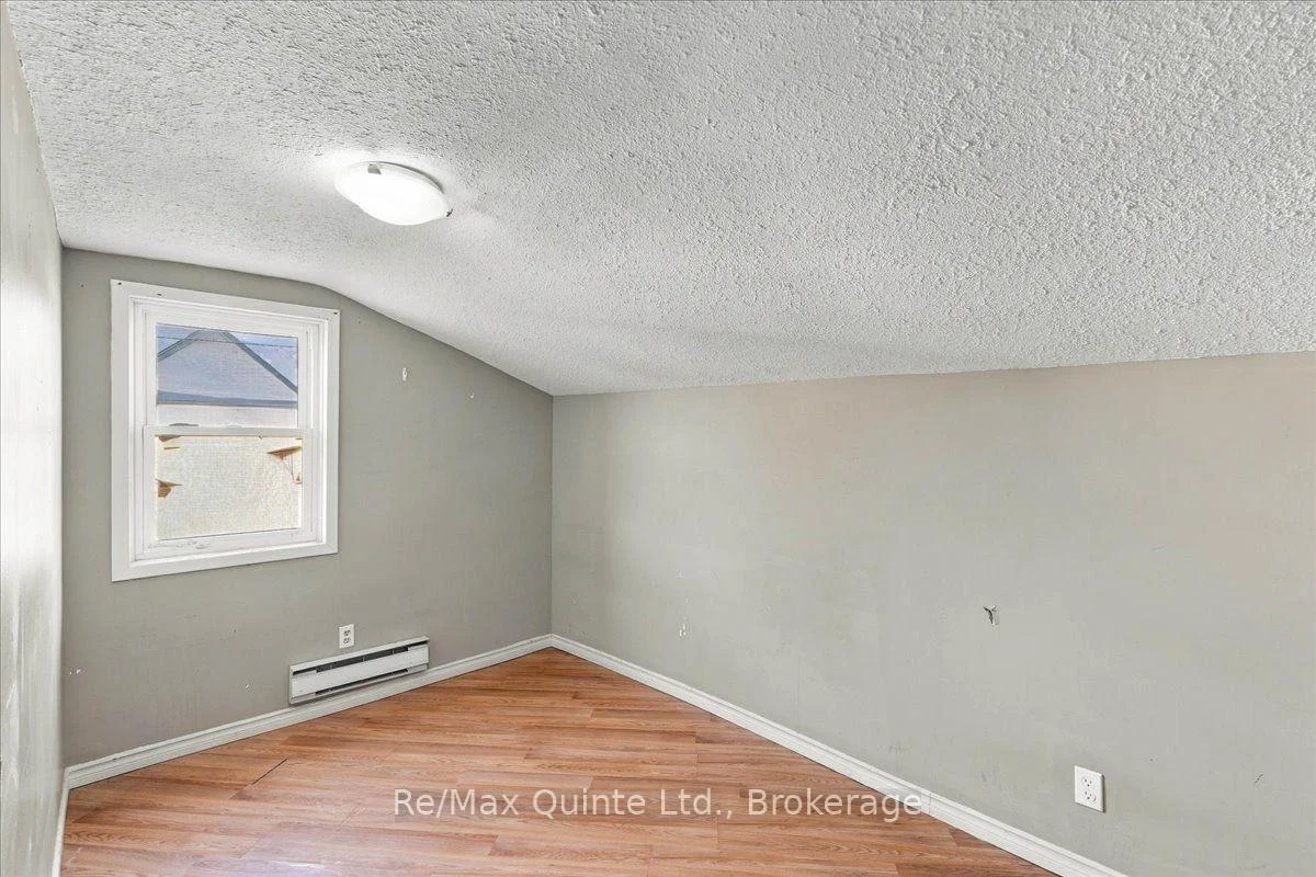 Photo 19 of 13 Boswell Street, Belleville, Belleville Ward — HOMEH