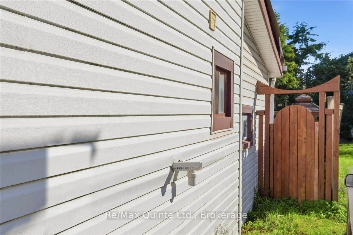 Photo 26 of 13 Boswell Street, Belleville, Belleville Ward — HOMEH